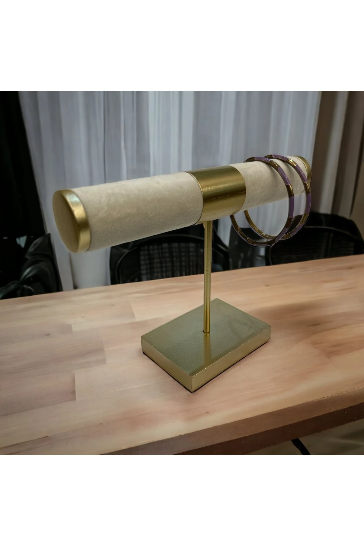 Takı Standı İnce Tekli Silindir Krem