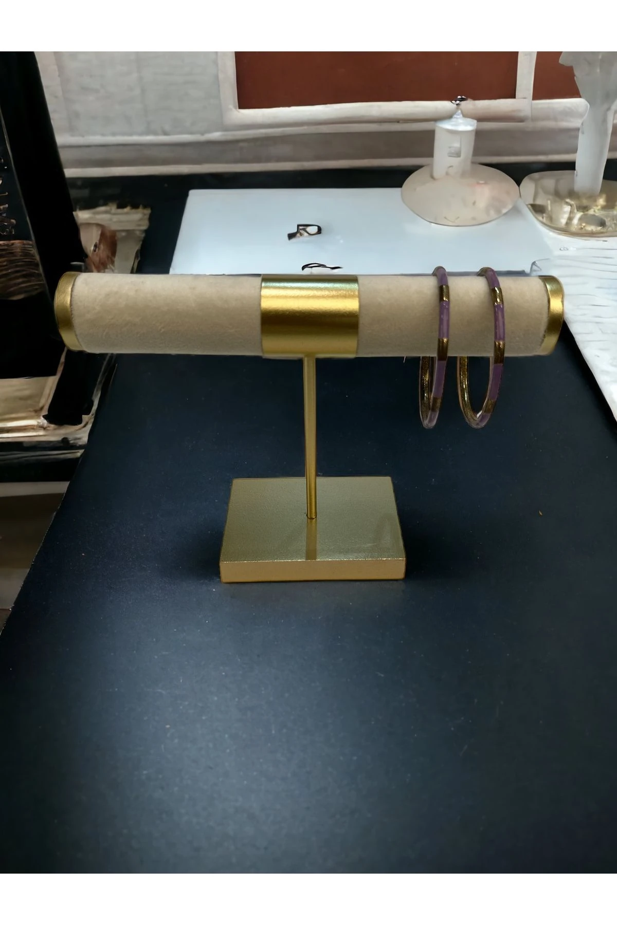 Takı Standı İnce Tekli Silindir Krem