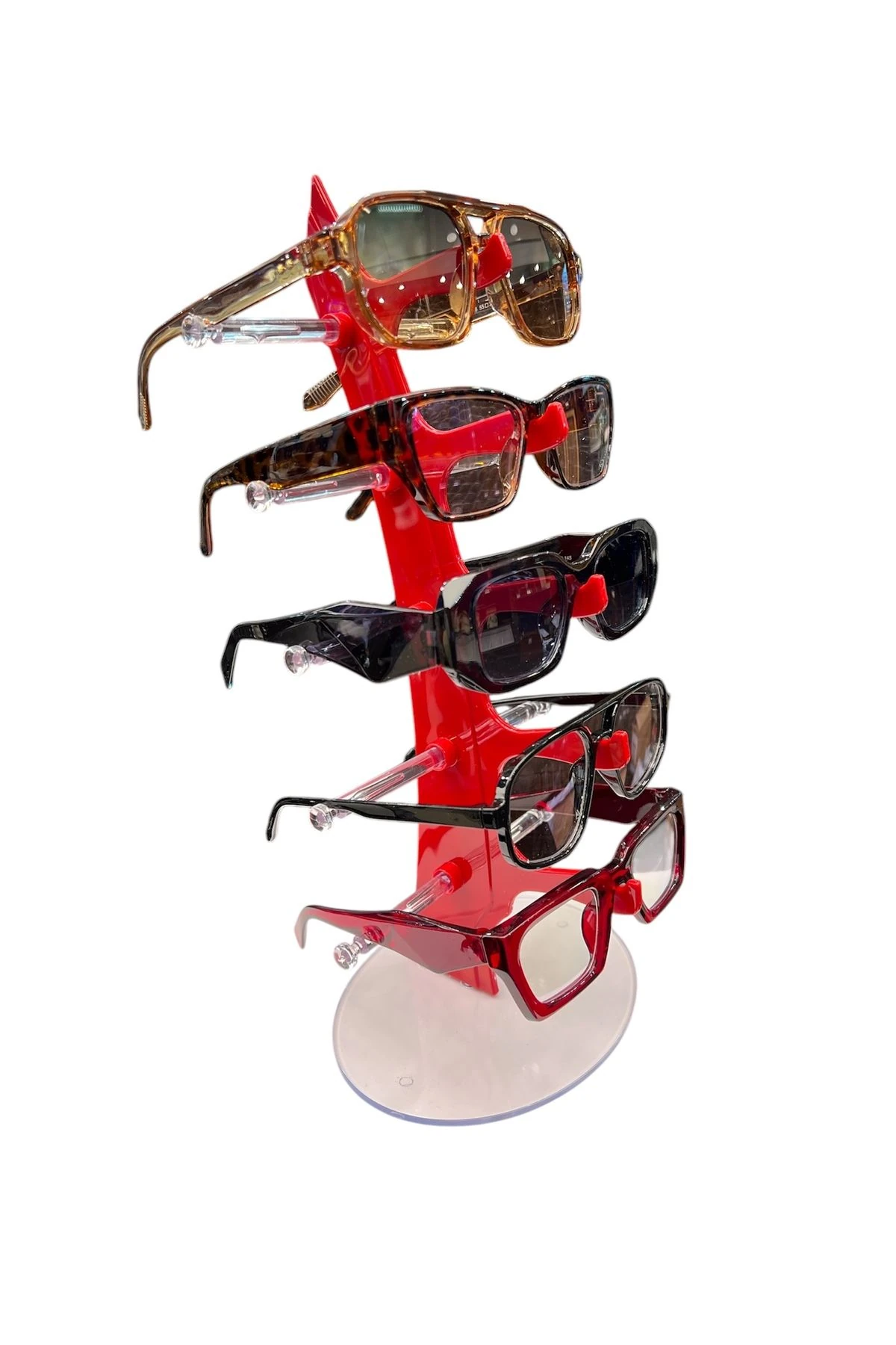 - Gözlük Standı Yelken Model, 5 Gözlük Kapasiteli Standı Kırmızı