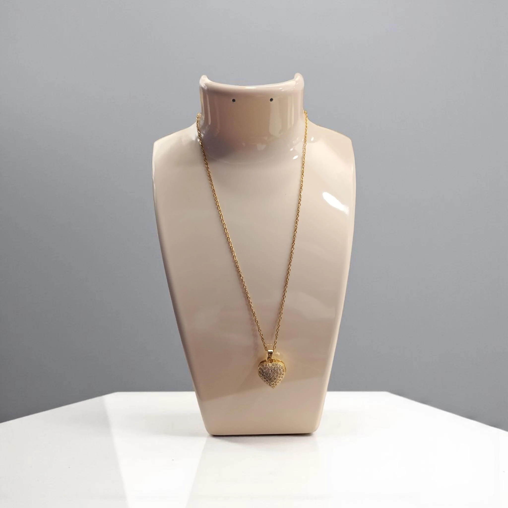 Kolye Standı Akrilik Krem 14x21 cm.