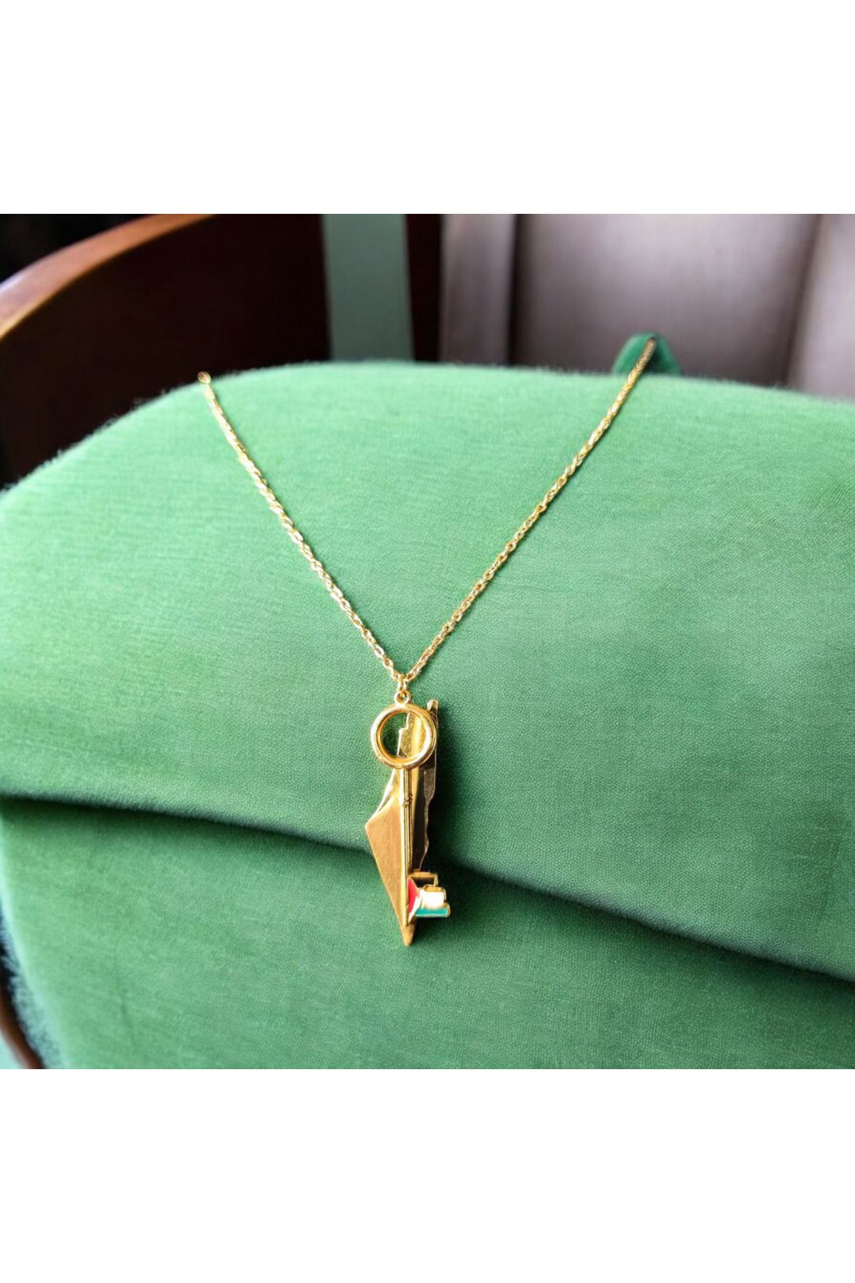 Filistin Haritalı Anahtar Temalı Özel Tasarım Kolye