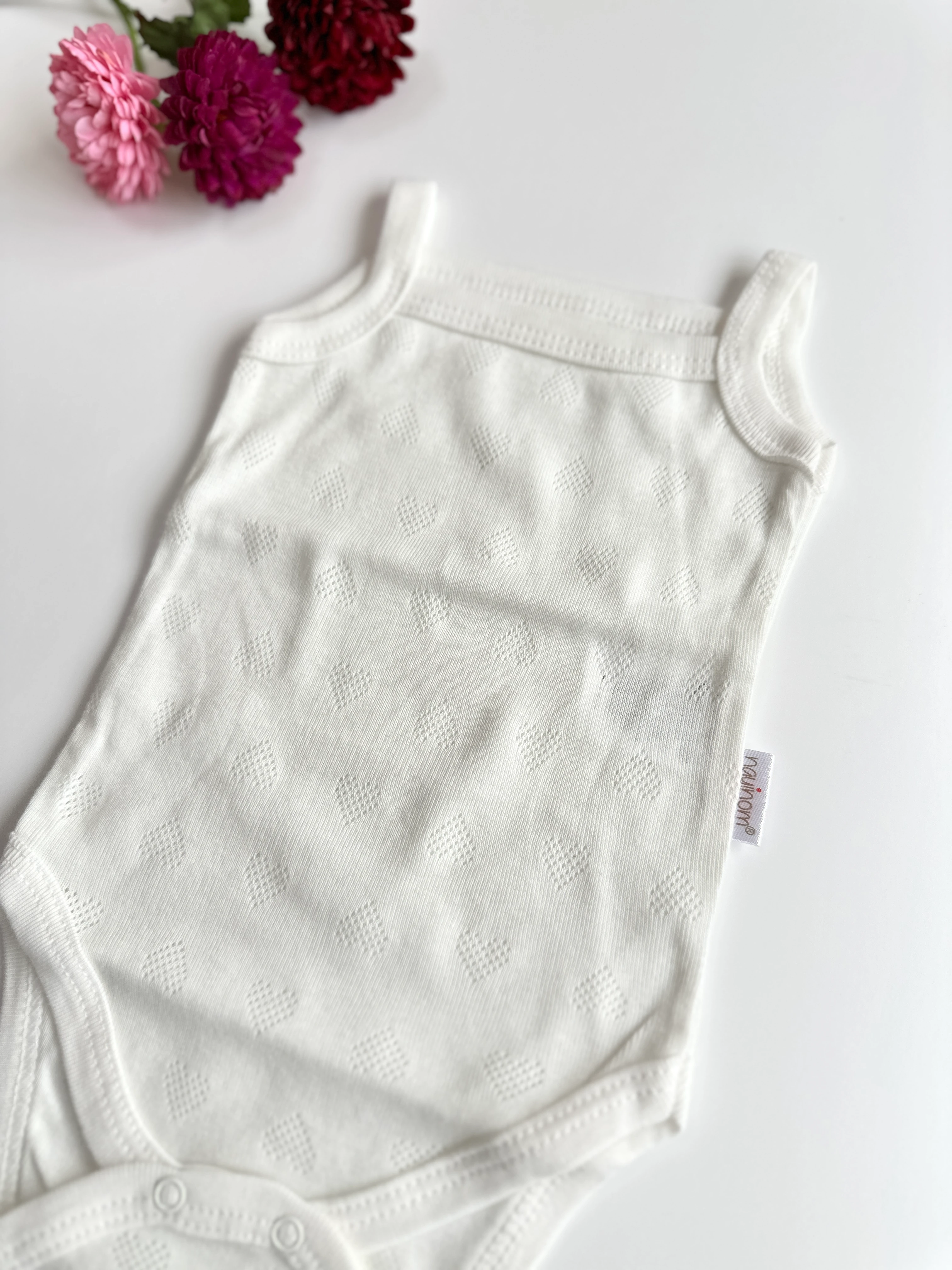 Kalp Nakışlı Kız Bebek Askılı Zıbın Body Atlet - Beyaz