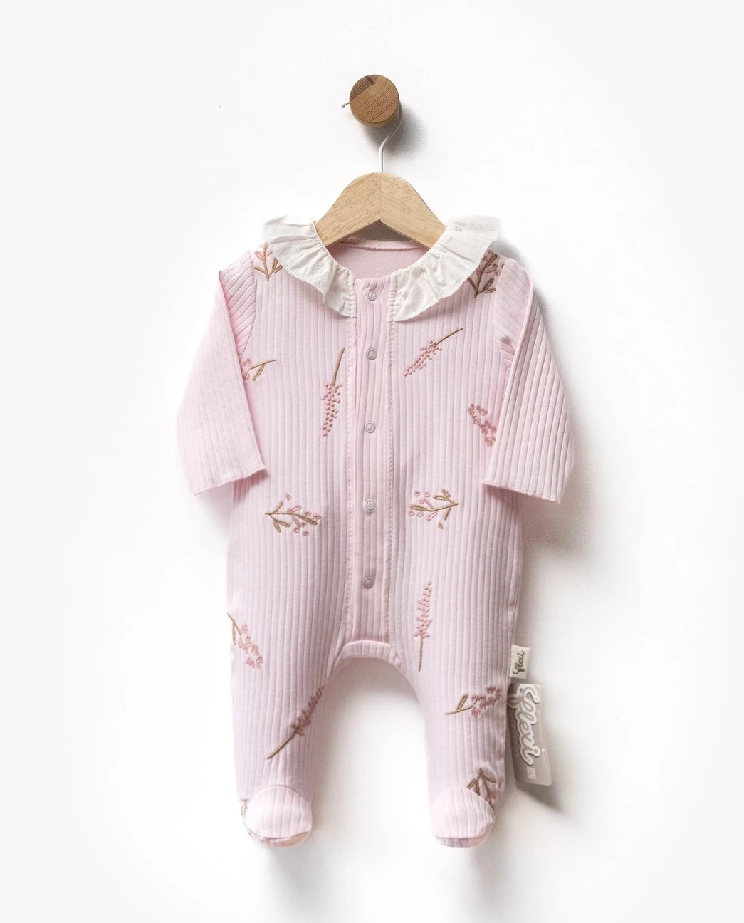 Çiçek Nakışlı Patikli Önden Çıtcıtlı Kız Bebek Tulumu 