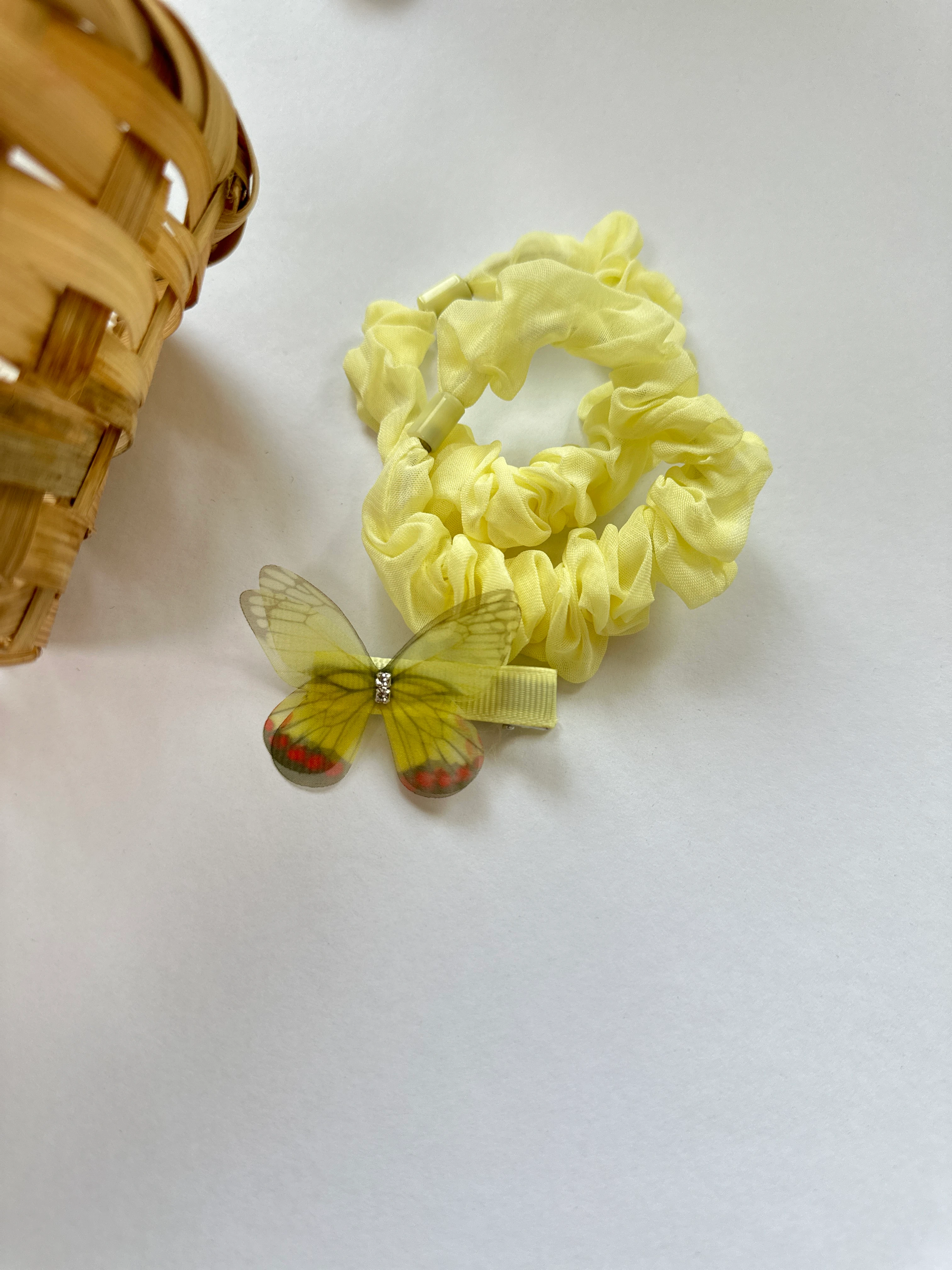 Kelebek Detaylı 2'li Kız Çocuk Sarı Lastik Toka 