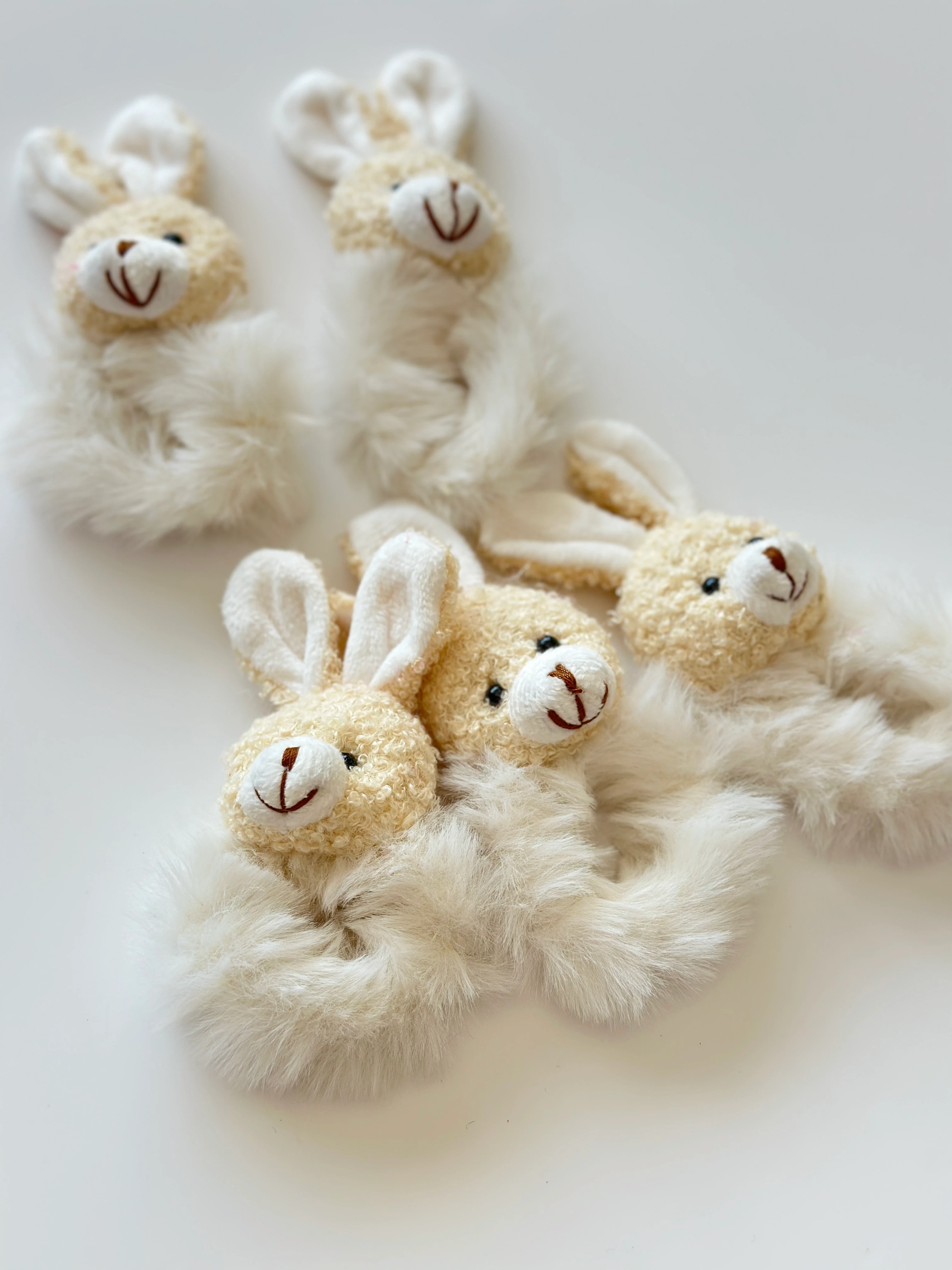 Ayıcık Figürlü Kız Çocuk Simit Lastik Toka 