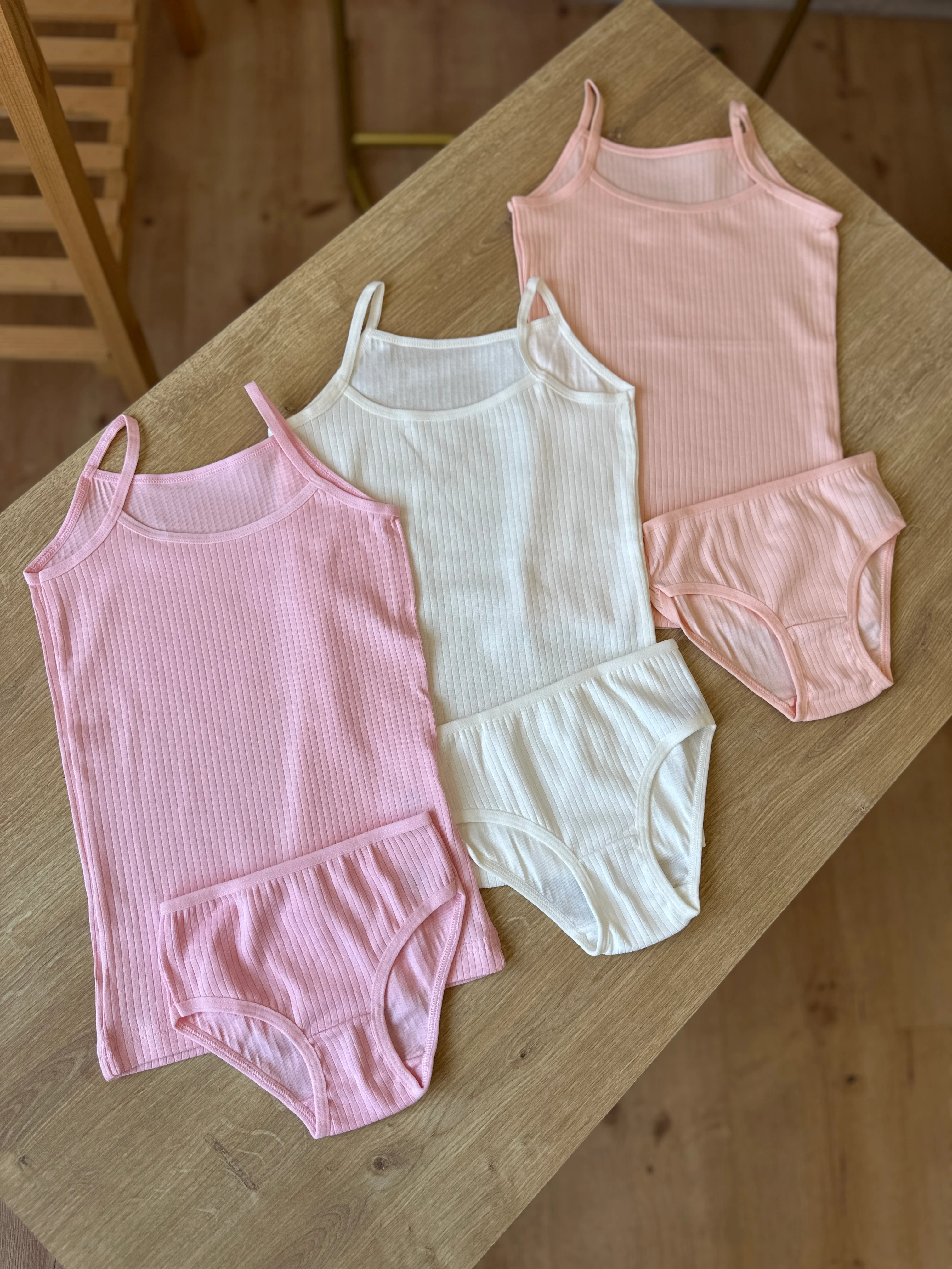 Somon Pamuklu Kız Çocuk Askılı Atlet Külot Seti