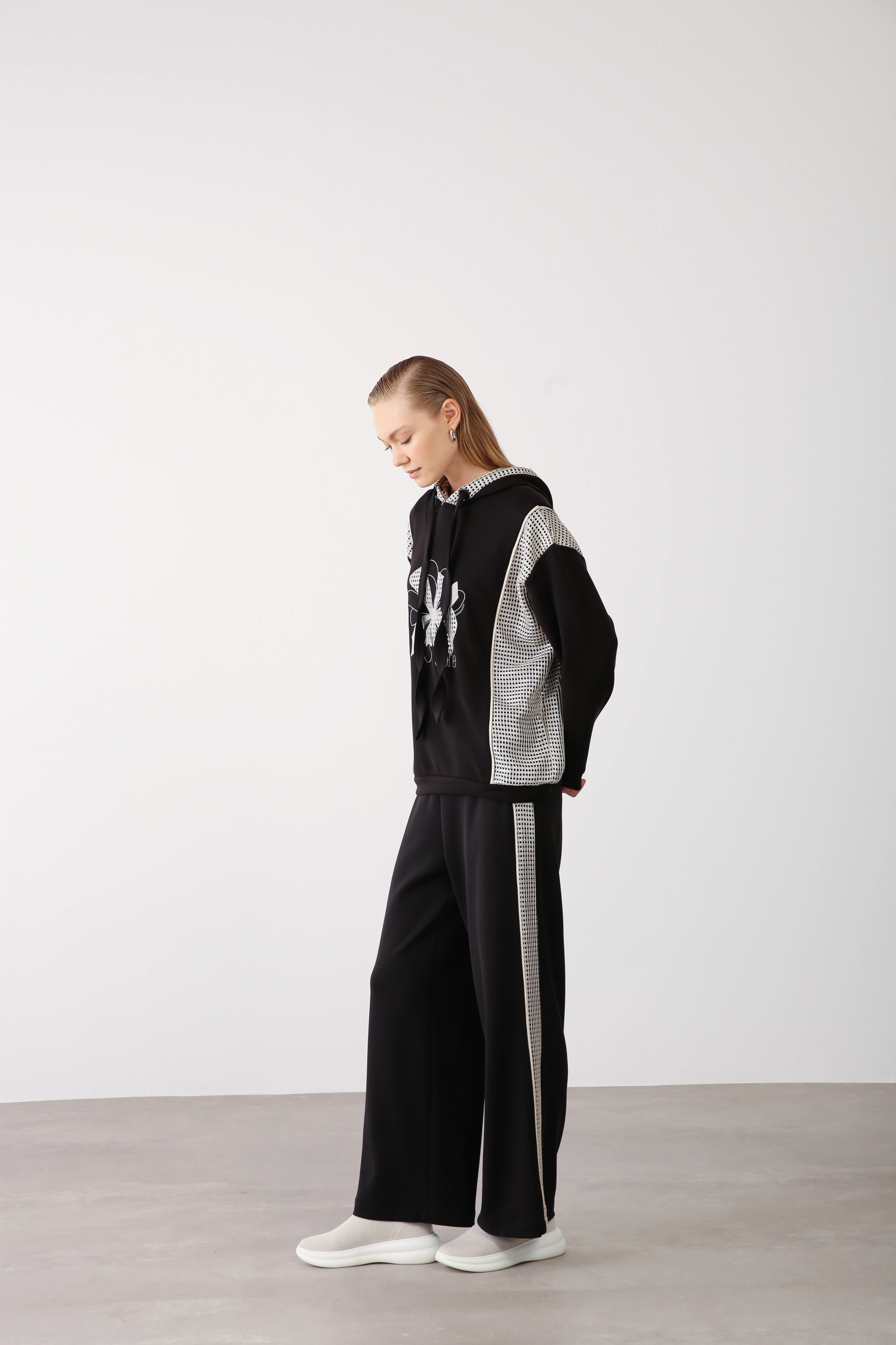 File Detaylı Kapüşonlu Sweatshirt Pantolon Takım