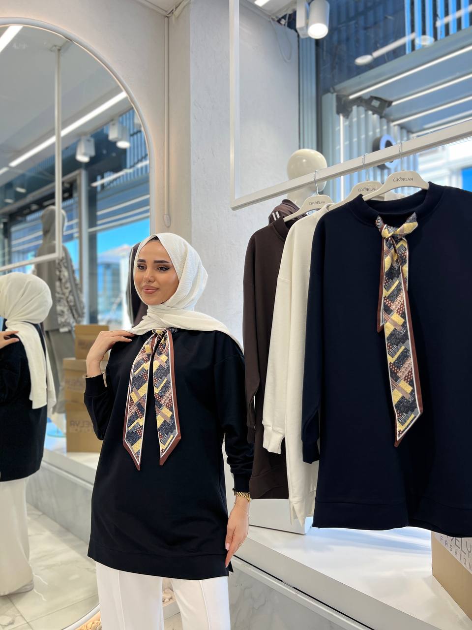 Dökmeli Tok Formlu Fular Detaylı Uzun Tunik