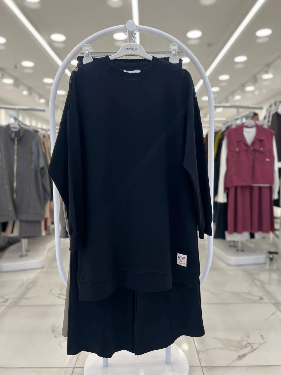 İki İplik Basic Uzun Sweat ve Düz Paça Pantolon İkili Takım - Siyah