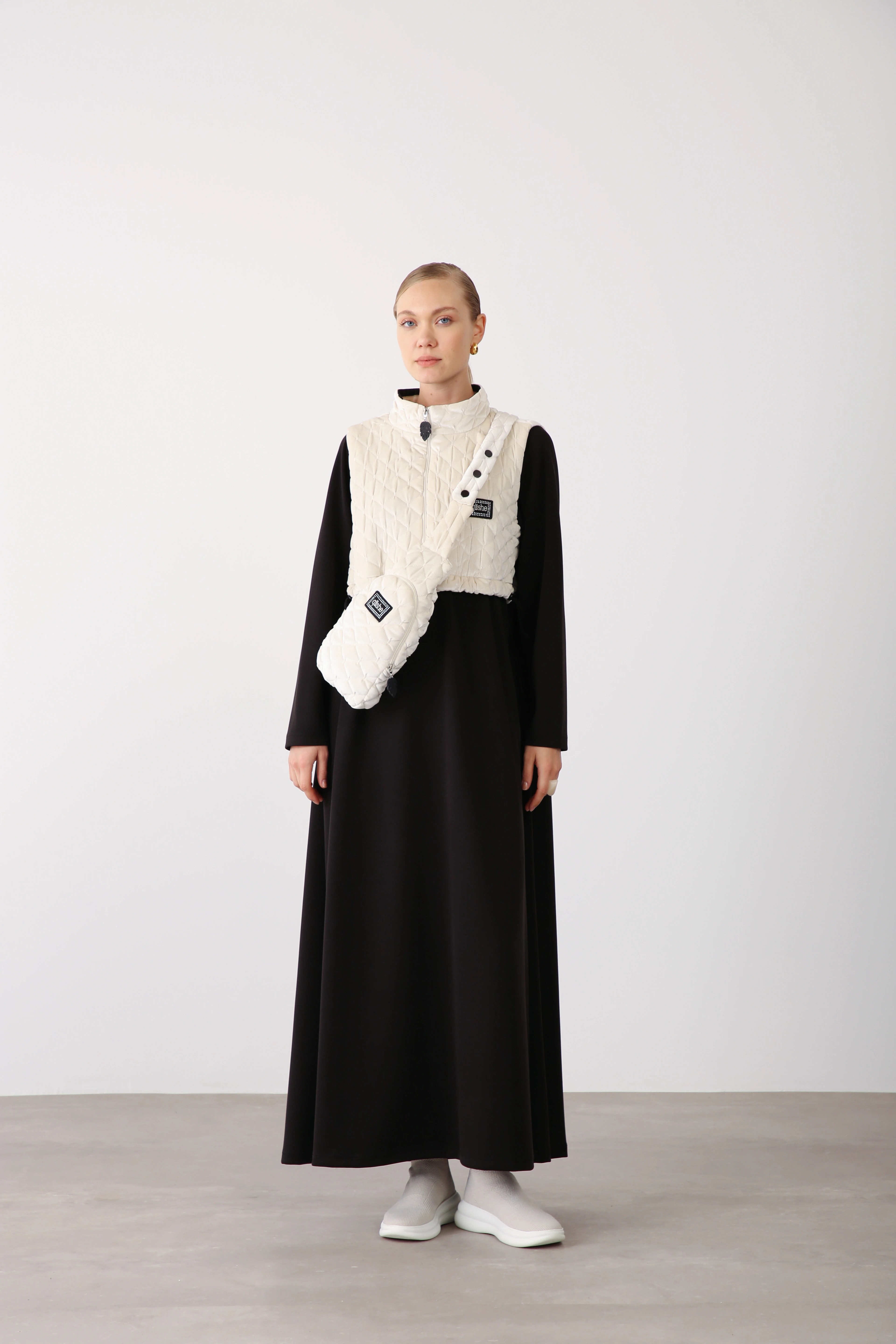 Kapitone Kadife Yelekli Uzun Elbise İkili Takım - Siyah