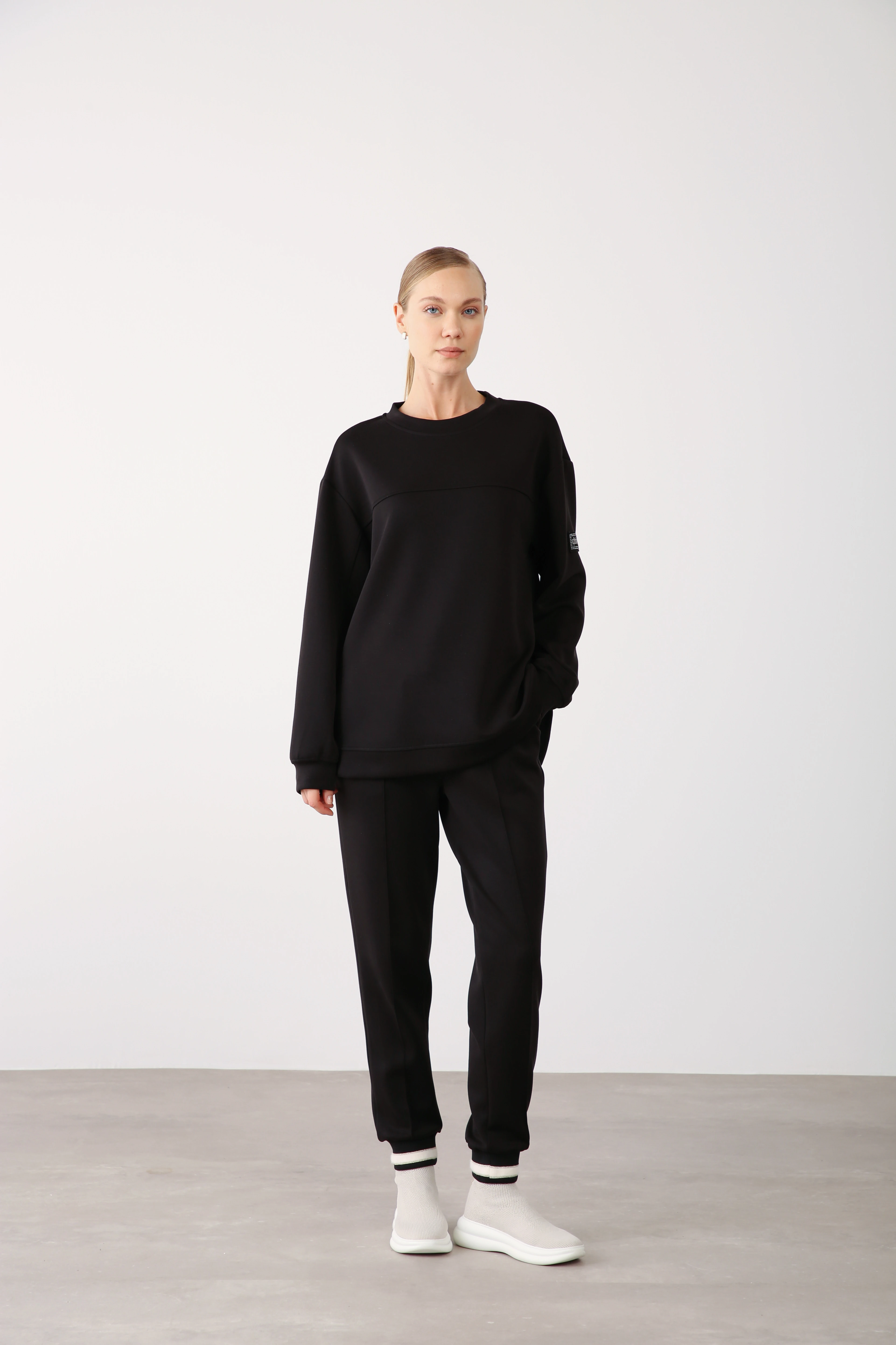 Kapitone Detaylı Üçlü Sweatshirt Yelek Takım