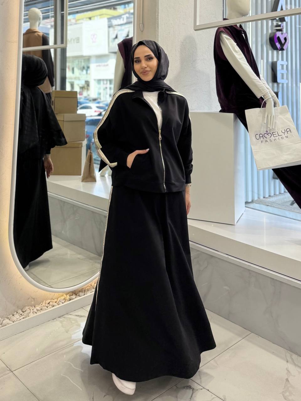 Parlak Şeritli Fermuarlı Üçlü Etek Takım