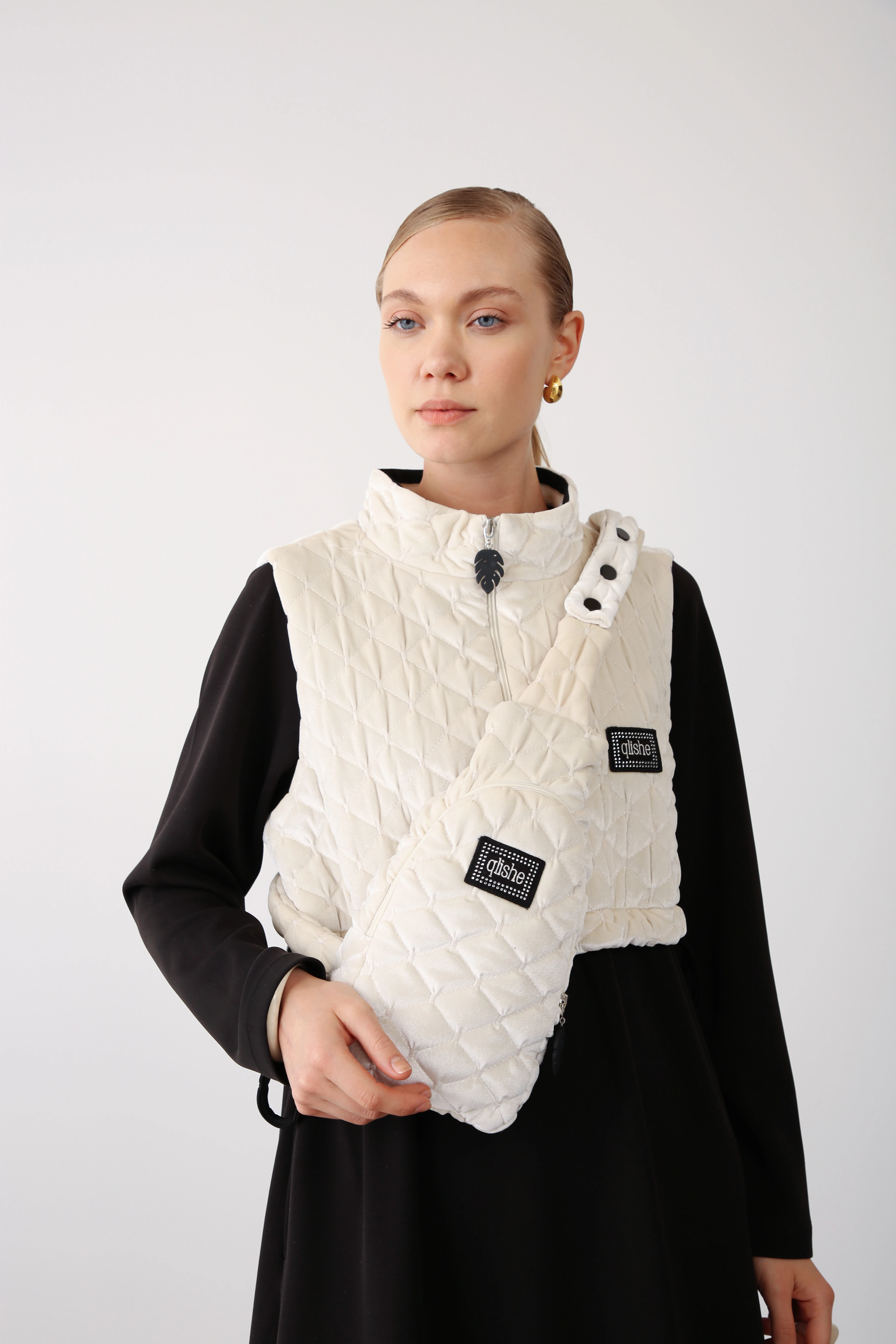 Kapitone Kadife Yelekli Uzun Elbise İkili Takım