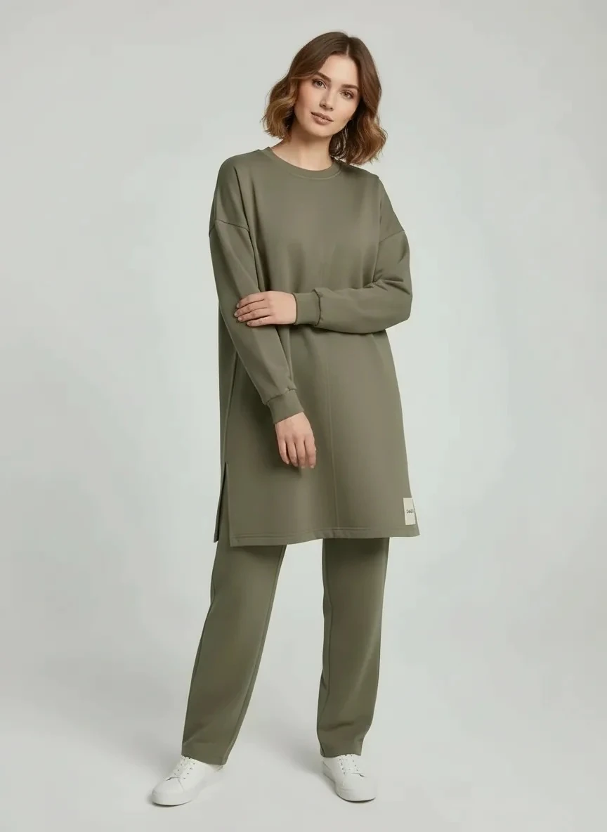 Akıcı Formlu Modern Kesim Yan Detaylı Uzun Tunik - Haki