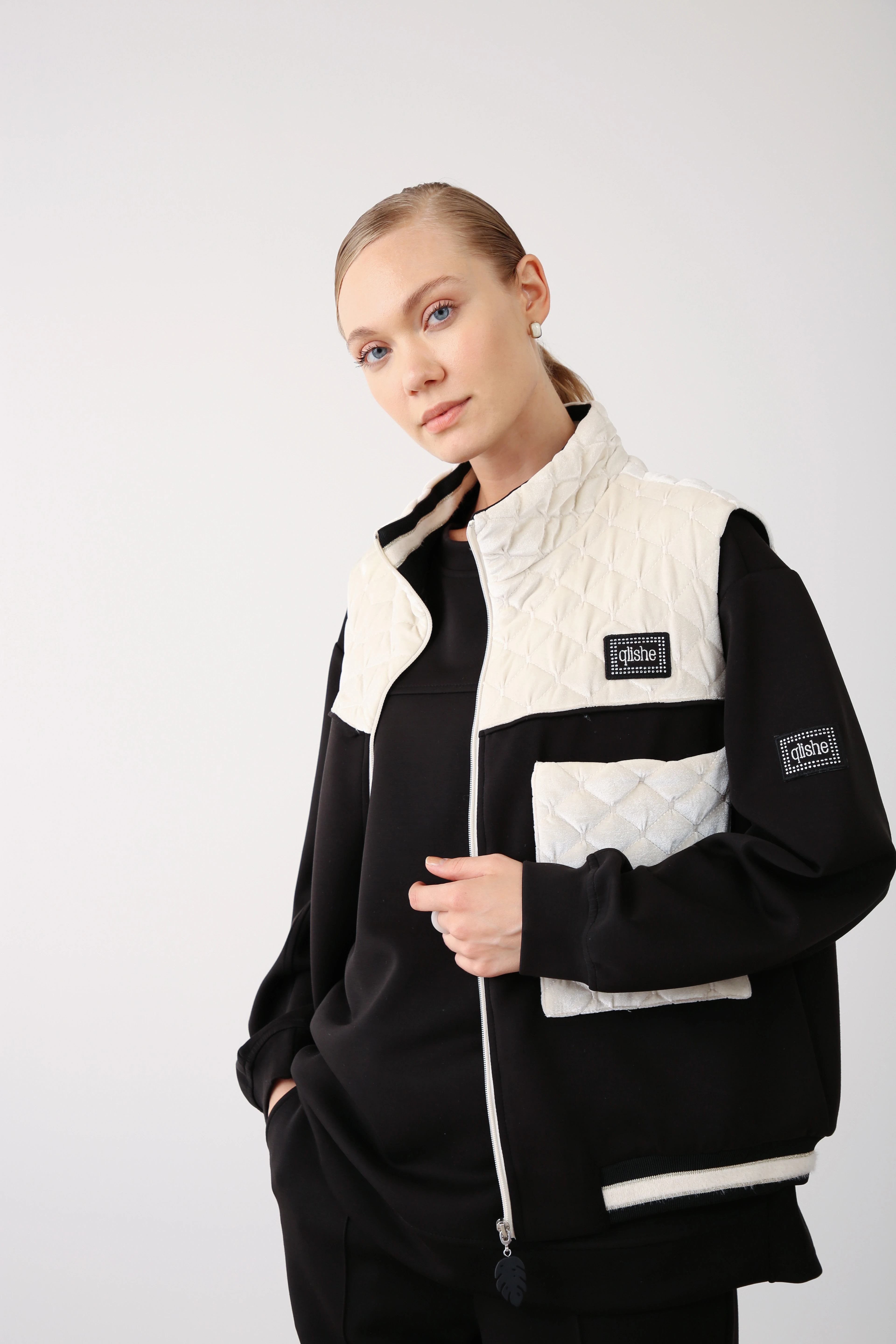 Kapitone Detaylı Üçlü Sweatshirt Yelek Takım