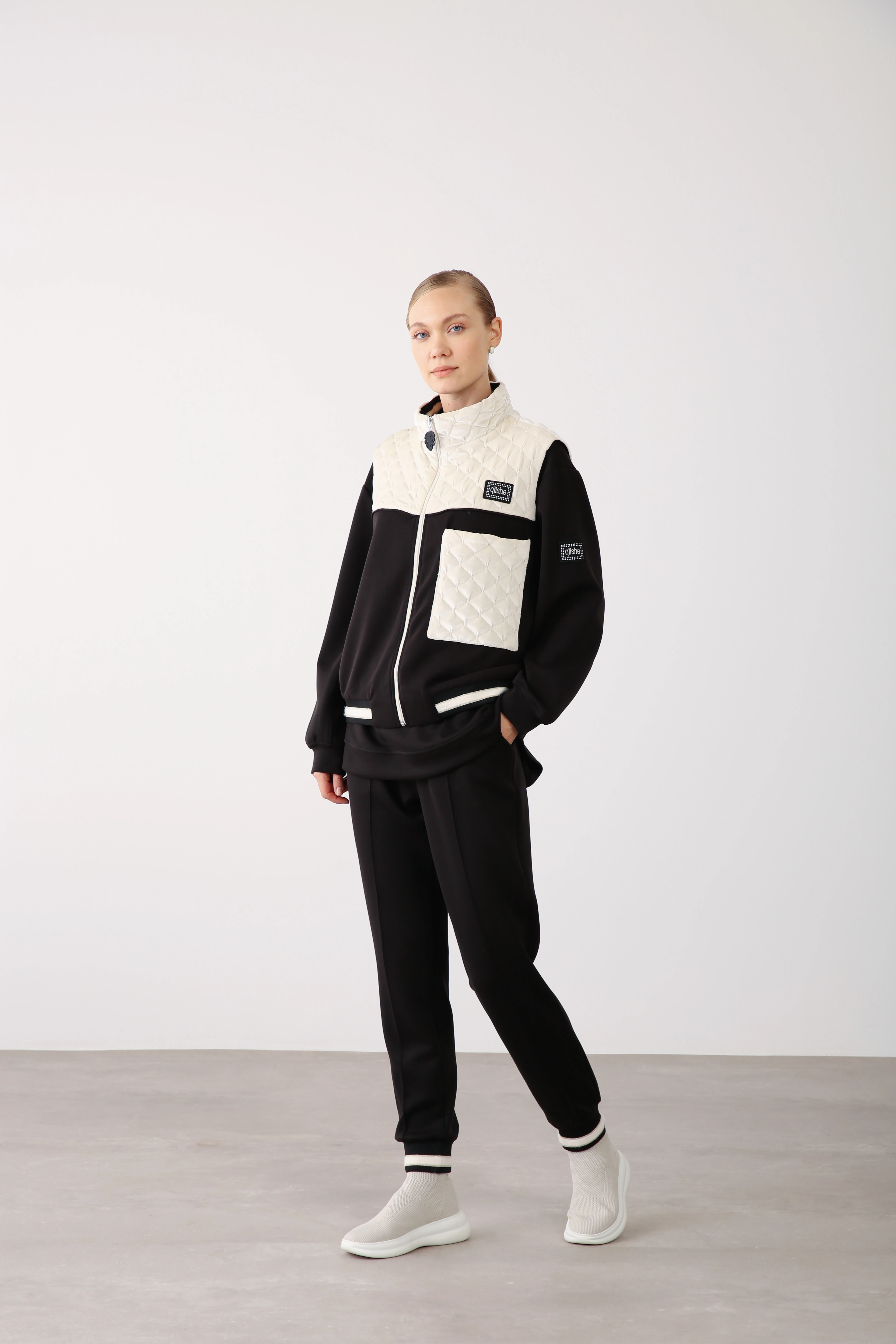 Kapitone Detaylı Üçlü Sweatshirt Yelek Takım