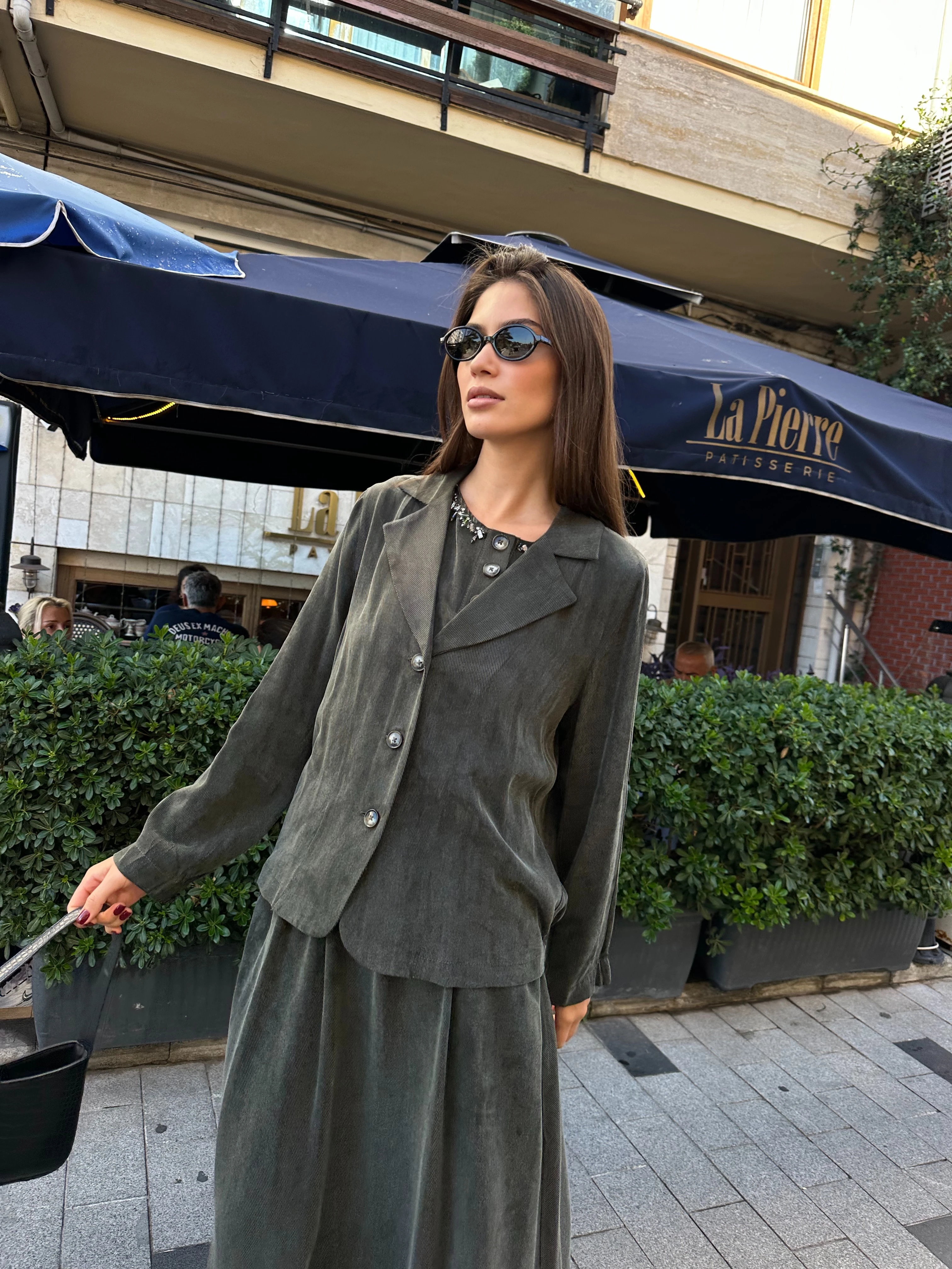 Cupra Dokulu Taş Yaka Detaylı Ceketli Üçlü Etek Takım