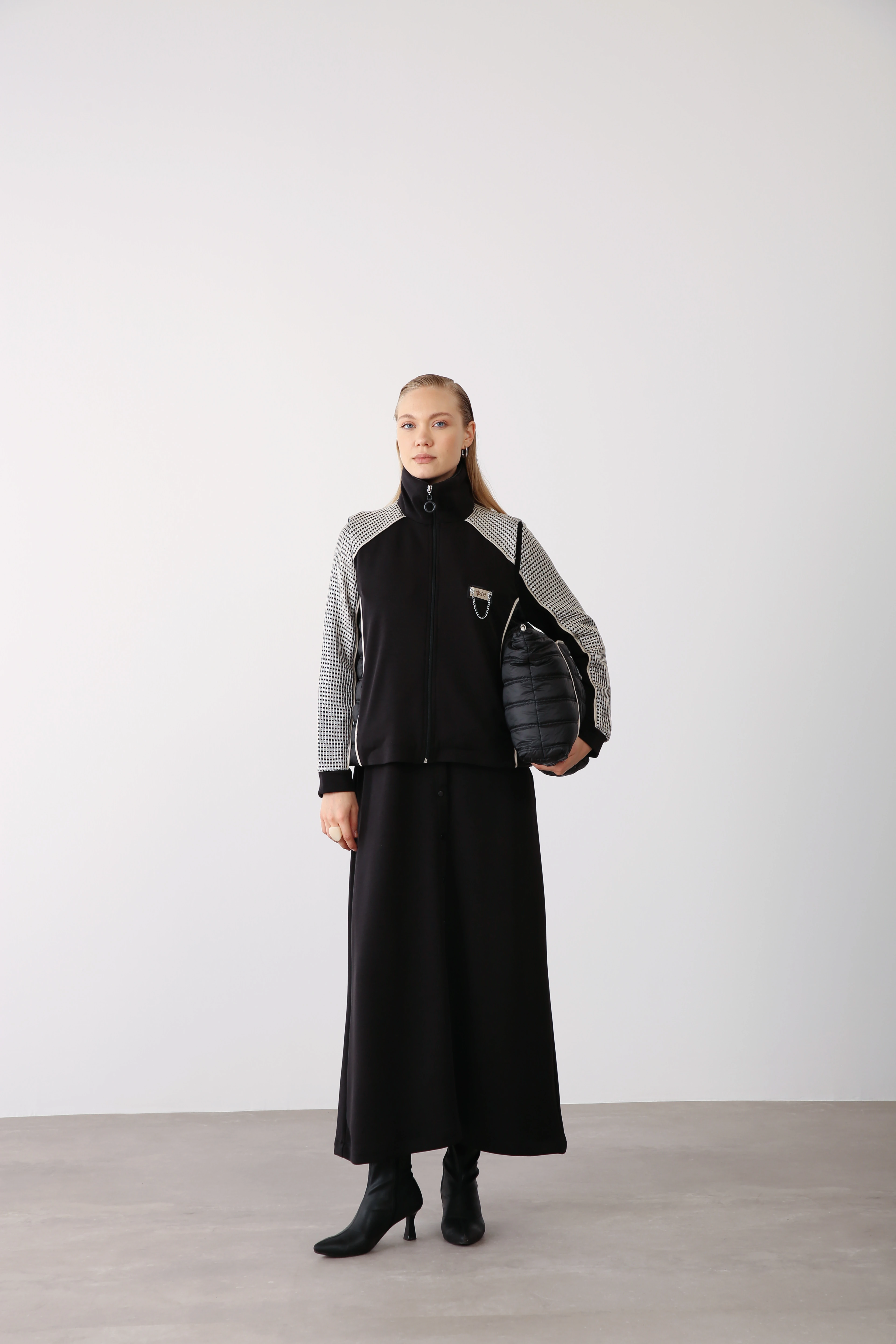 Desenli File Detaylı Yelek ve Elbise İkili Takım - Siyah