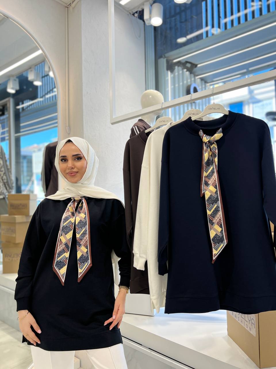 Dökmeli Tok Formlu Fular Detaylı Uzun Tunik