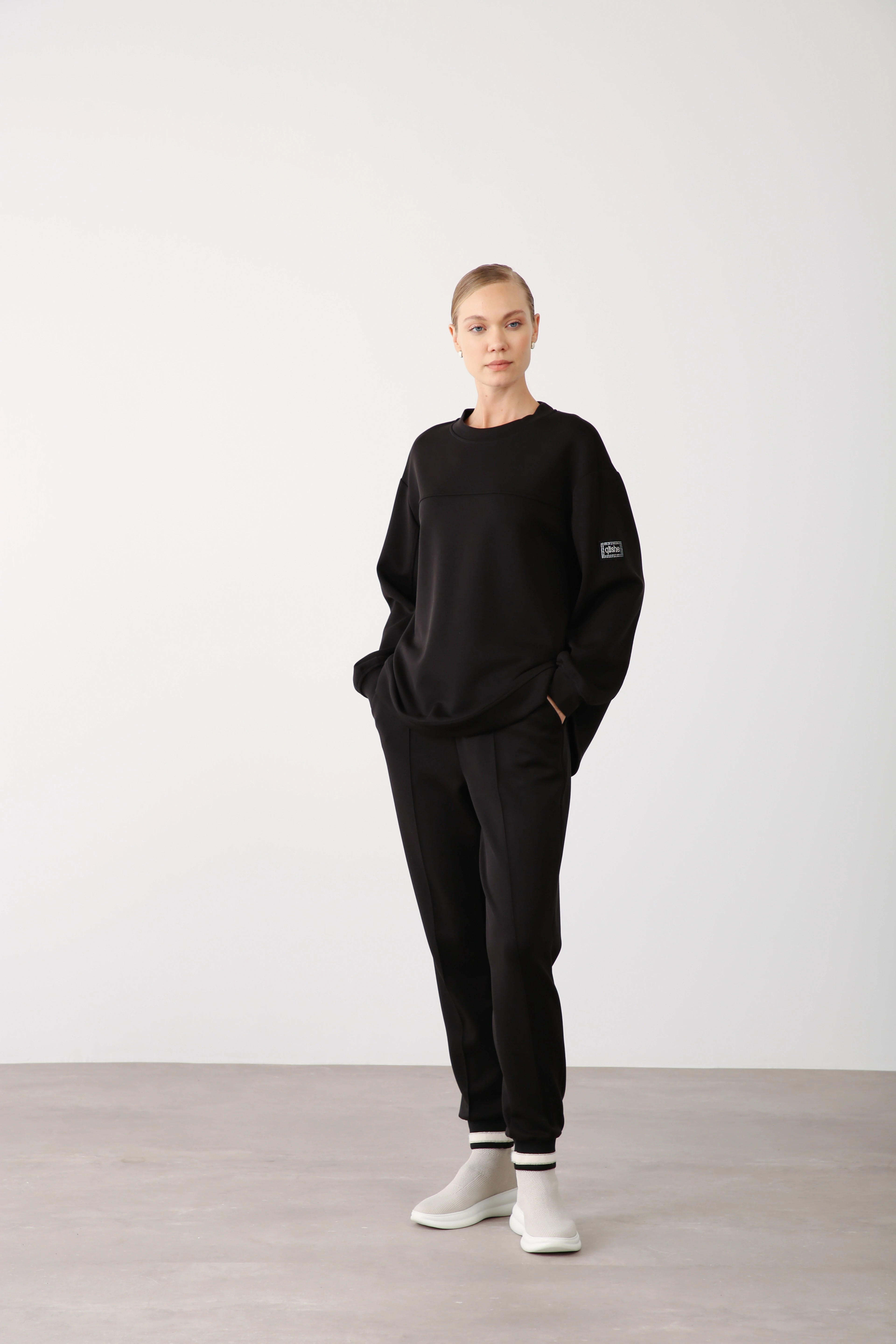 Kapitone Detaylı Üçlü Sweatshirt Yelek Takım