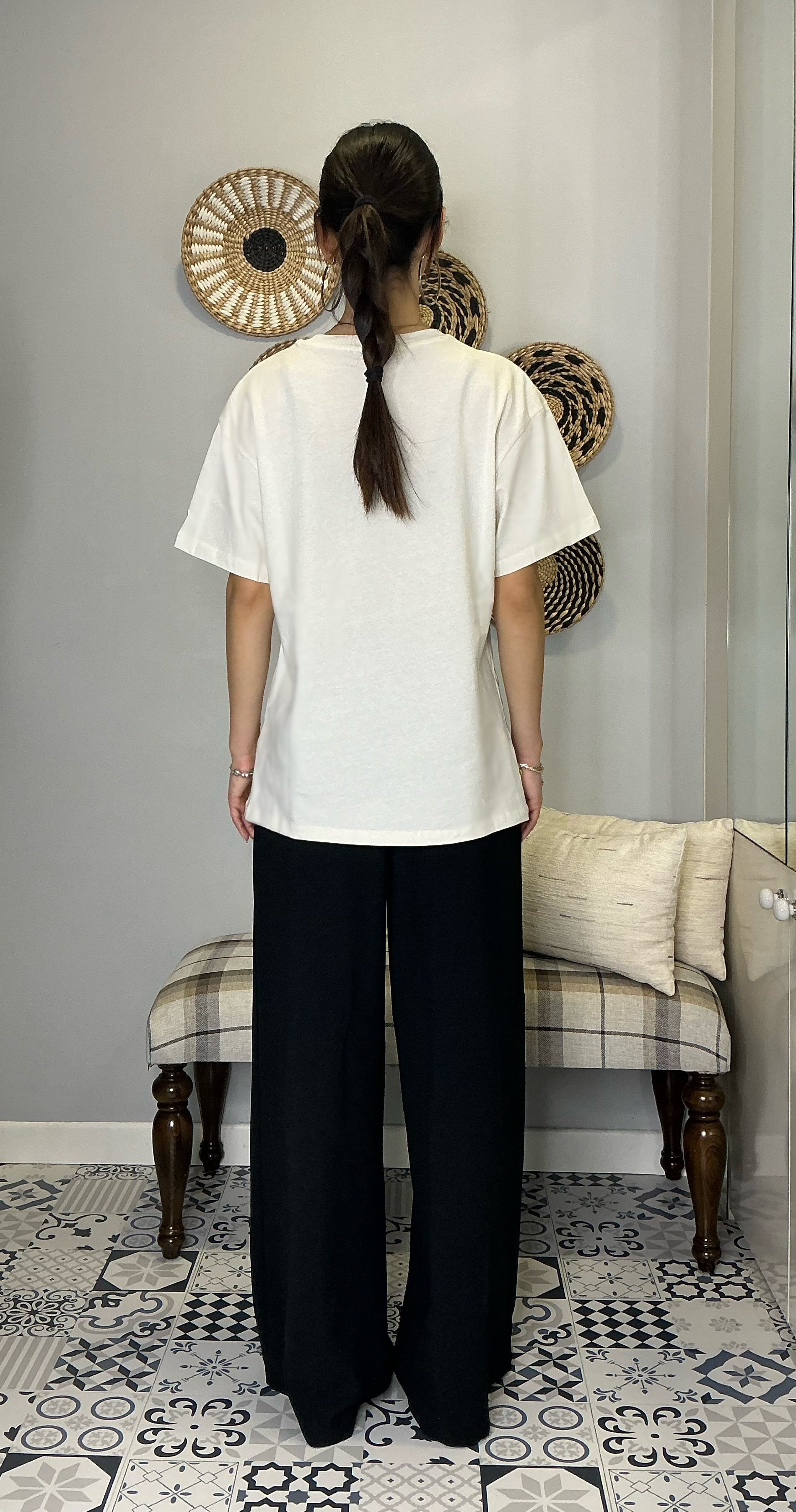 Dilli T-Shirt