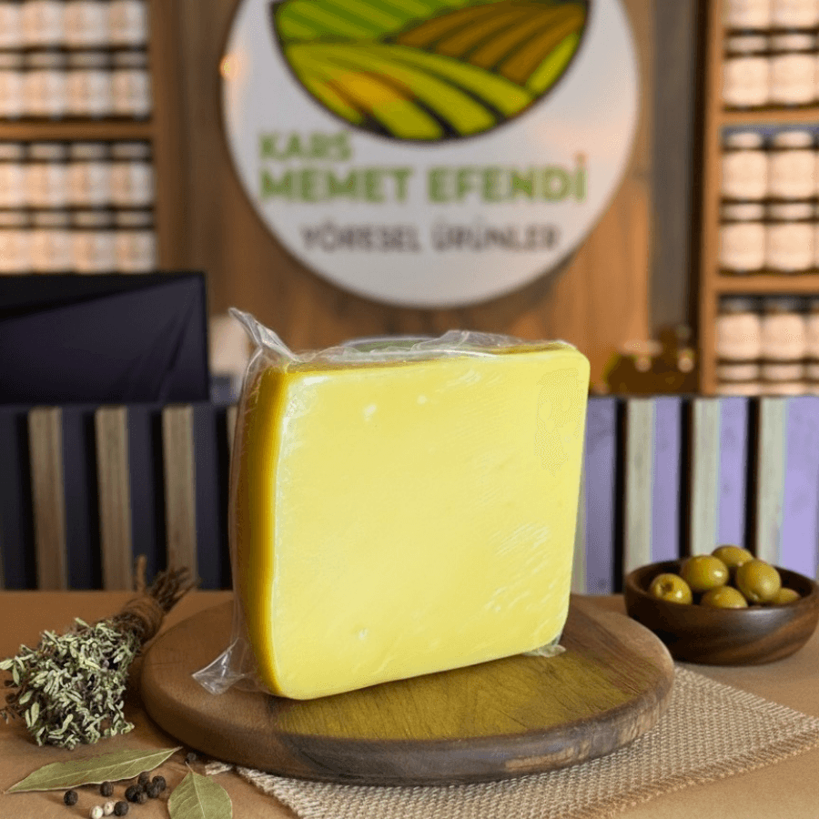 Kars Eski Kaşar Peyniri 1 Kg