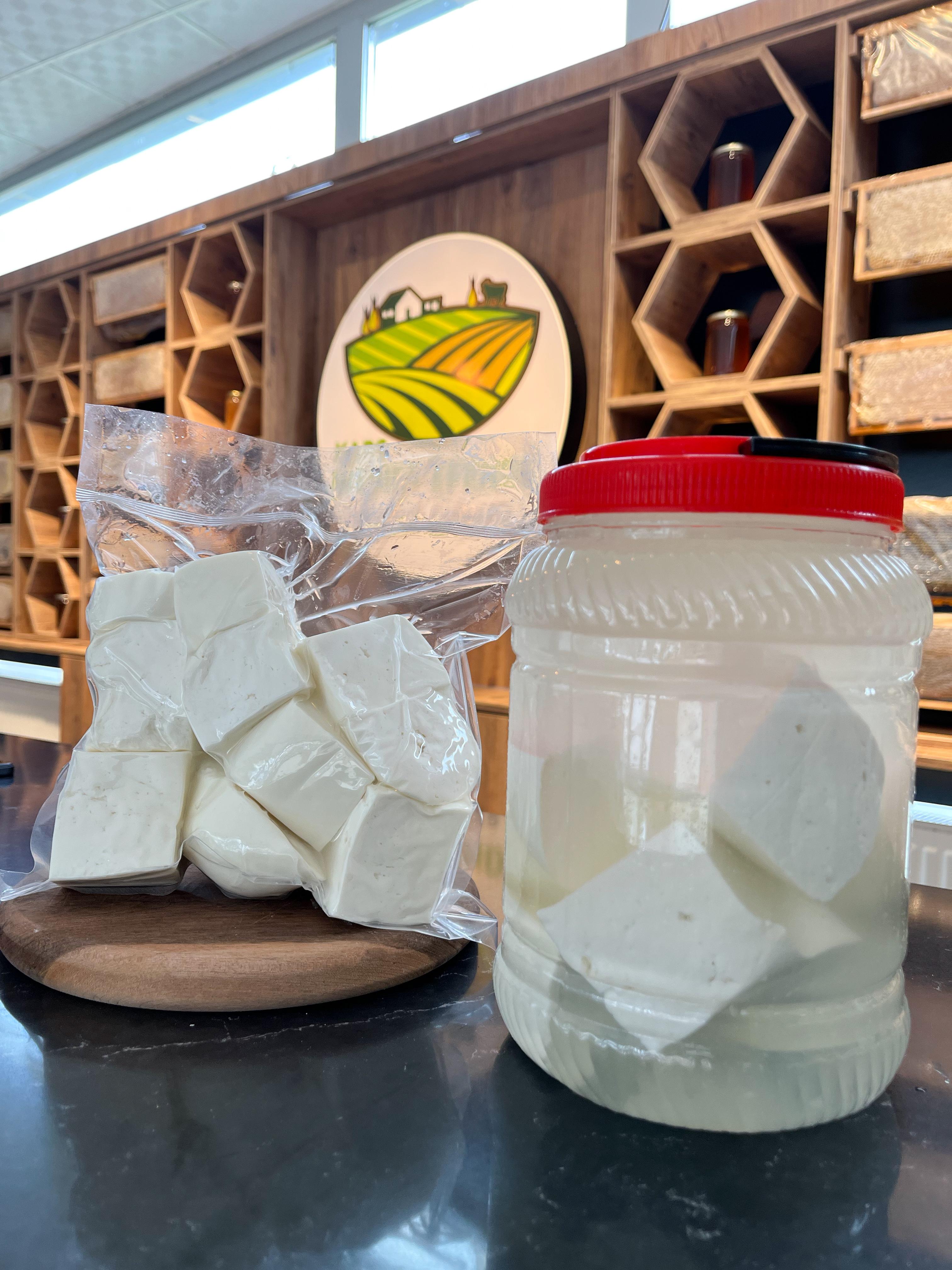 Tam Yağlı Beyaz Köy Peyniri - 1KG