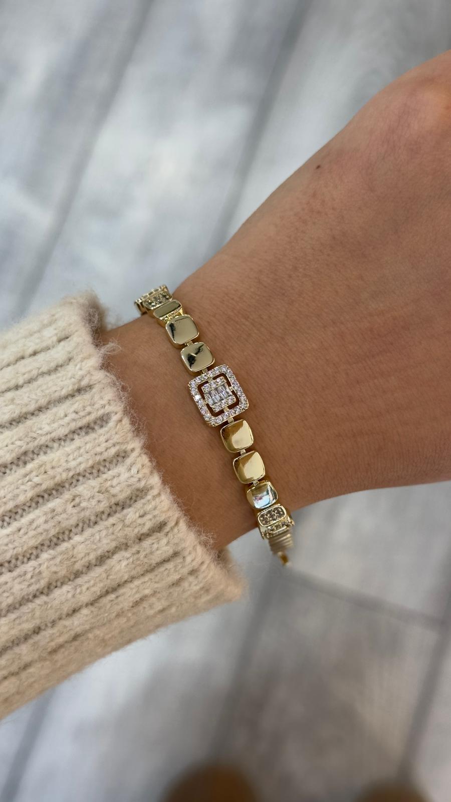 XP BAGET TAŞLI BİLEKLİK