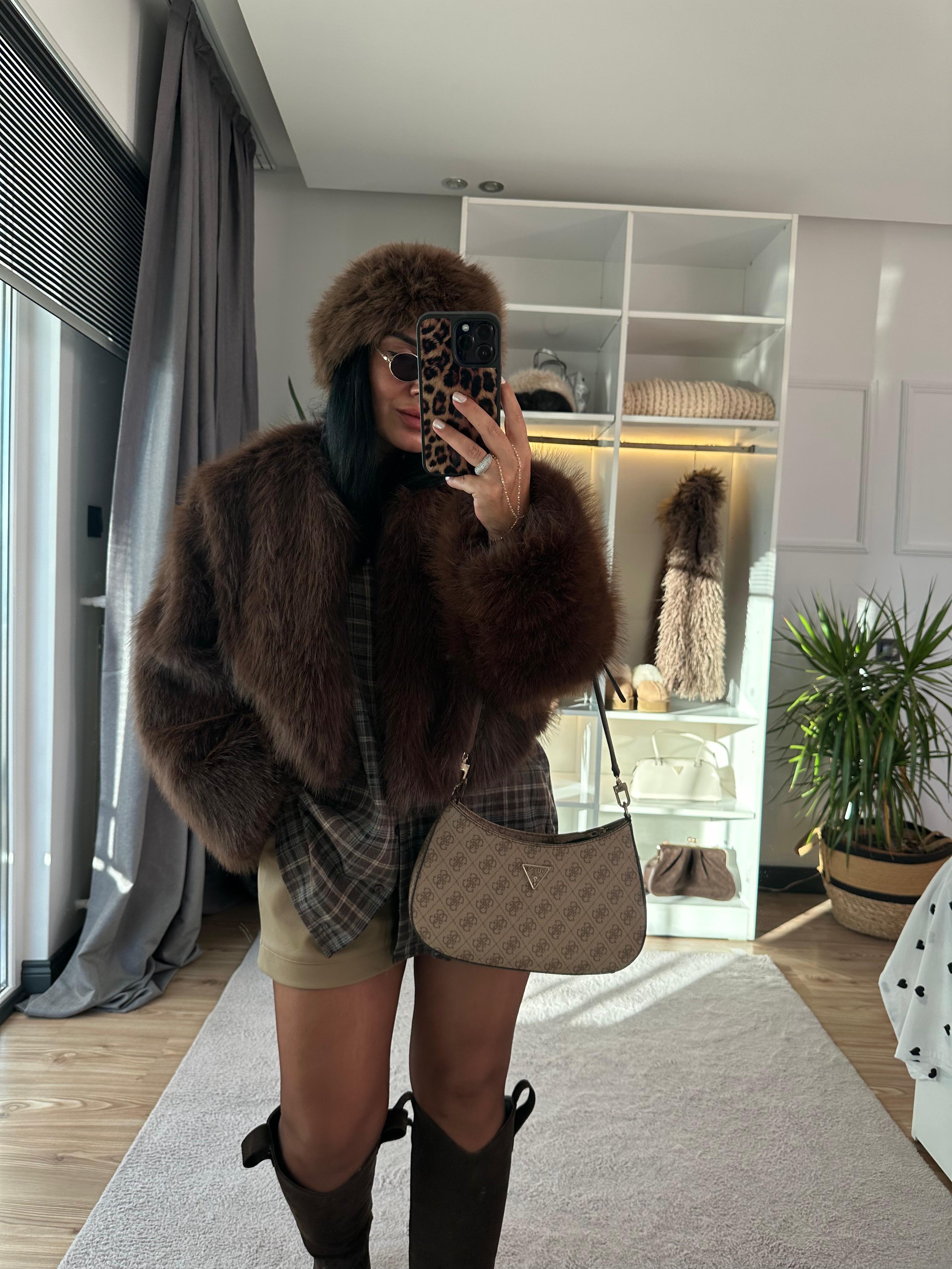 KAHVERENGİ DOLGUN KÜRK