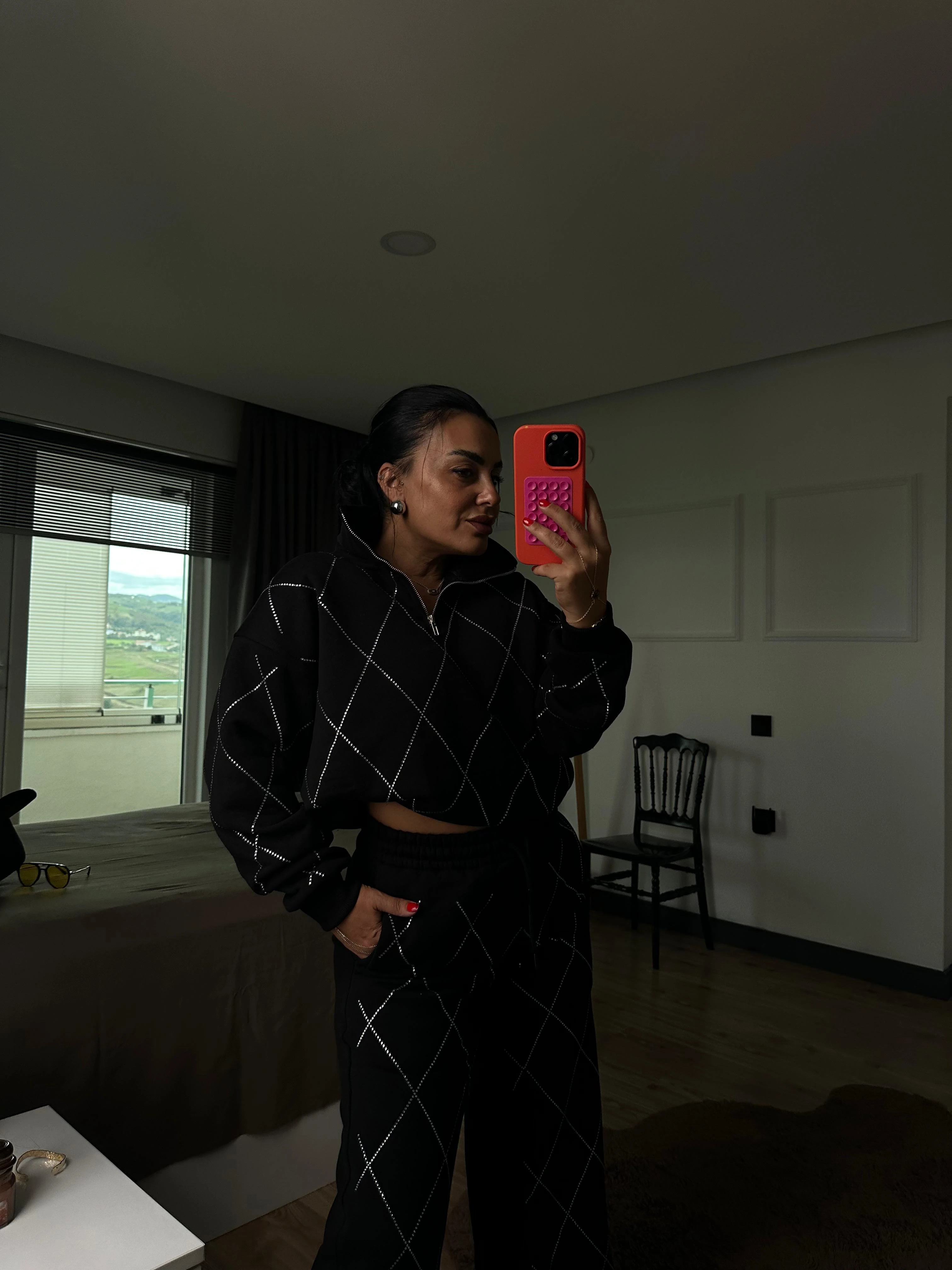 TAŞLI İKİLİ TAKIM