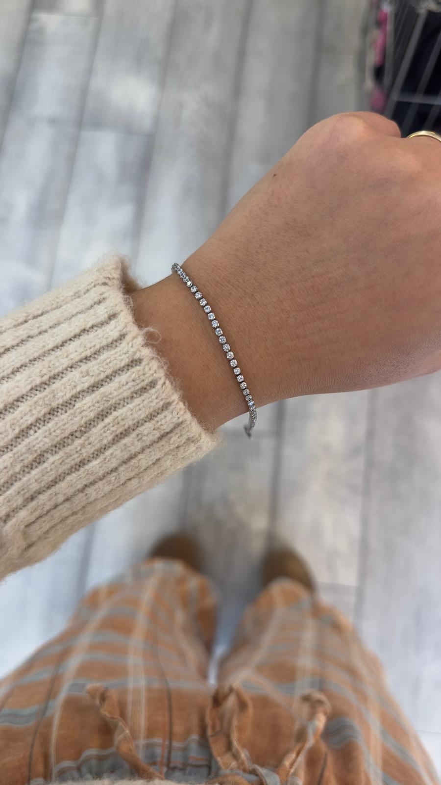 İNCE SU YOLU BİLEKLİK