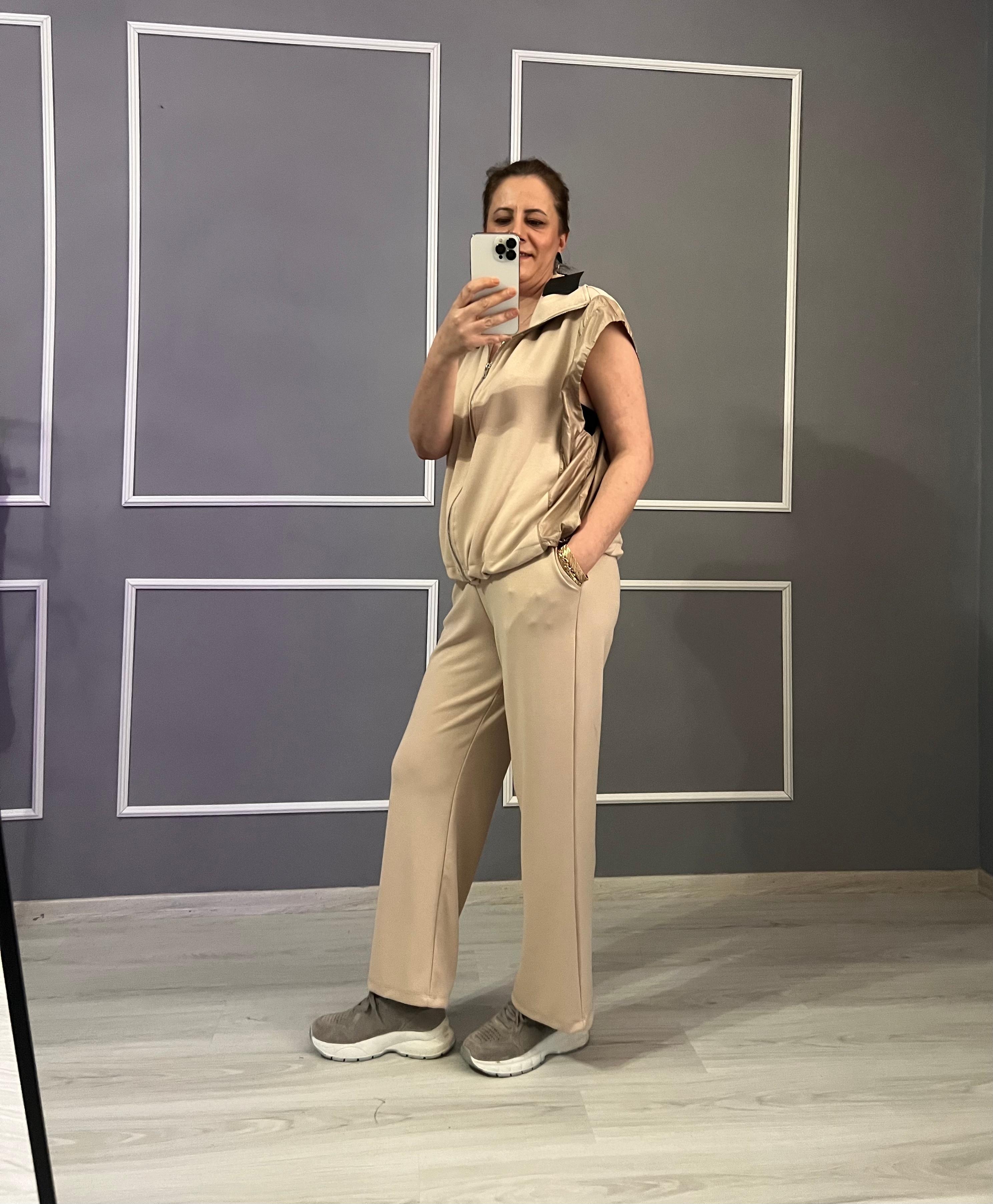Bej Paraşüt Kumaş Detaylı Marka Model Takım 