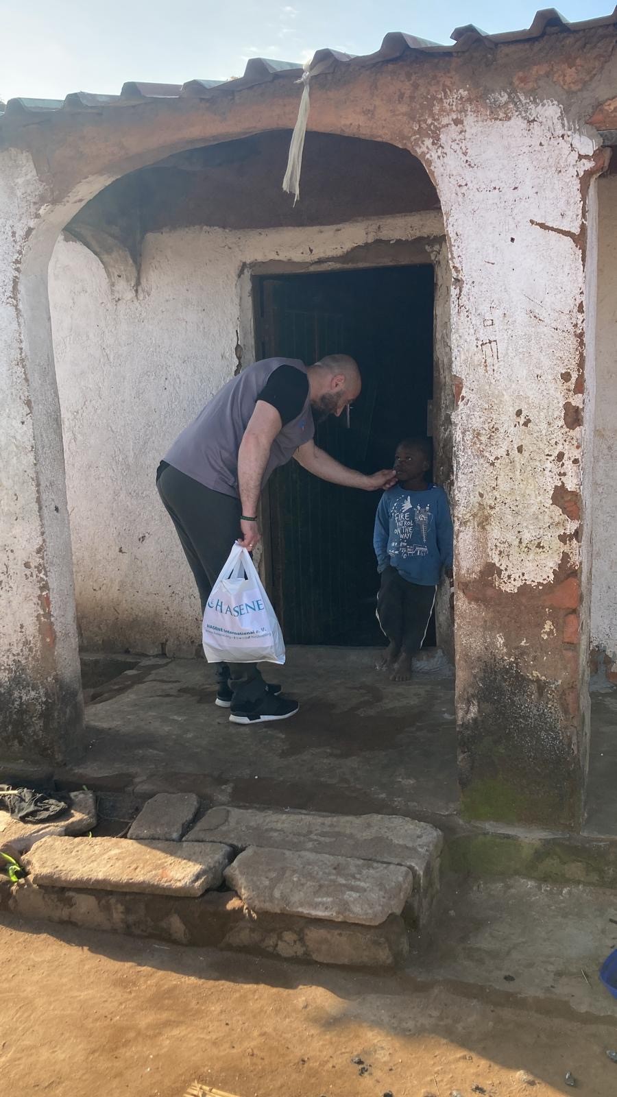 Ali-Riza från Stockholm hade ett mycket intensivt arbete i Malawi. I det afrikanska landet lyckades man bedriva arbete för drygt 5500 andelar qurbani.