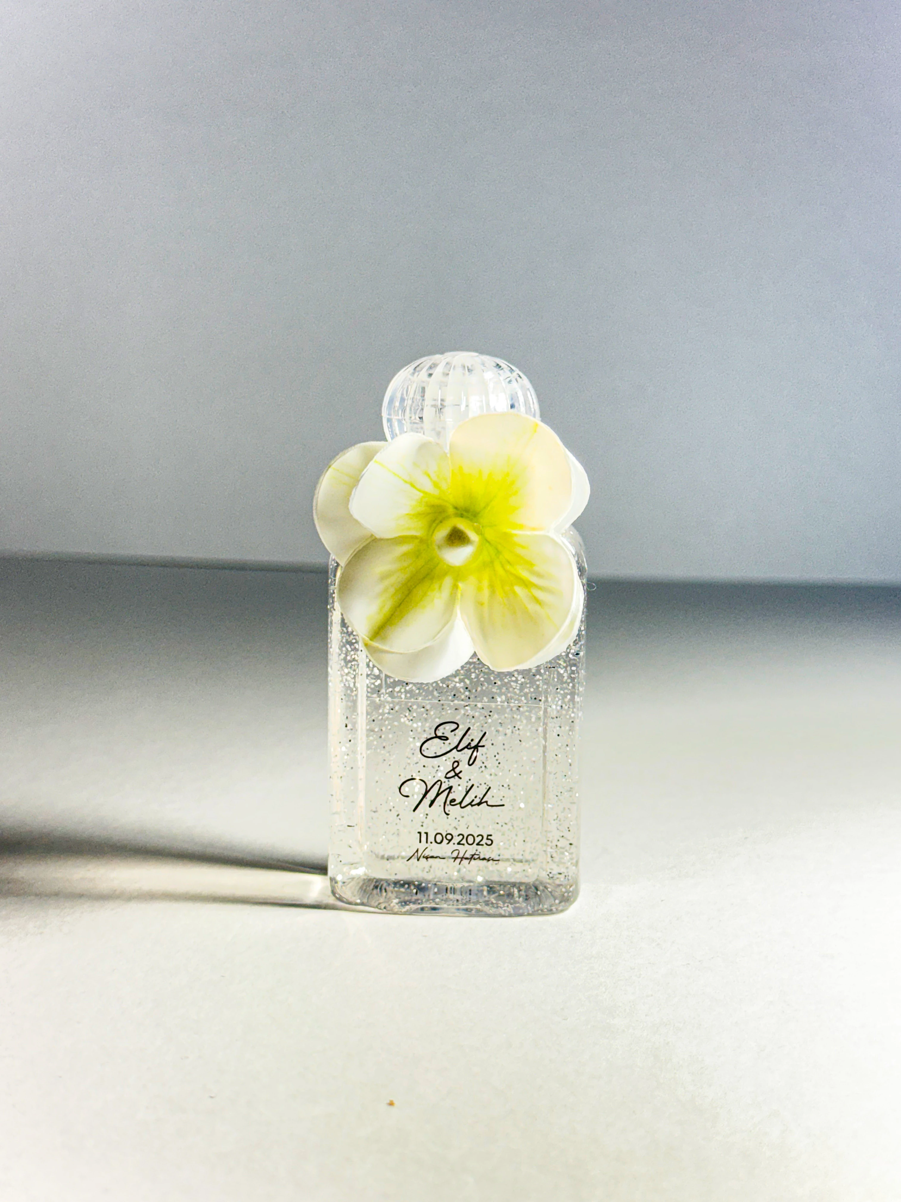 Plastik Şişede Dekoratif Kolonya - Soft Beyaz- 20 Adet -Söz, Nişan, Düğün, Doğum Hediyelikleri