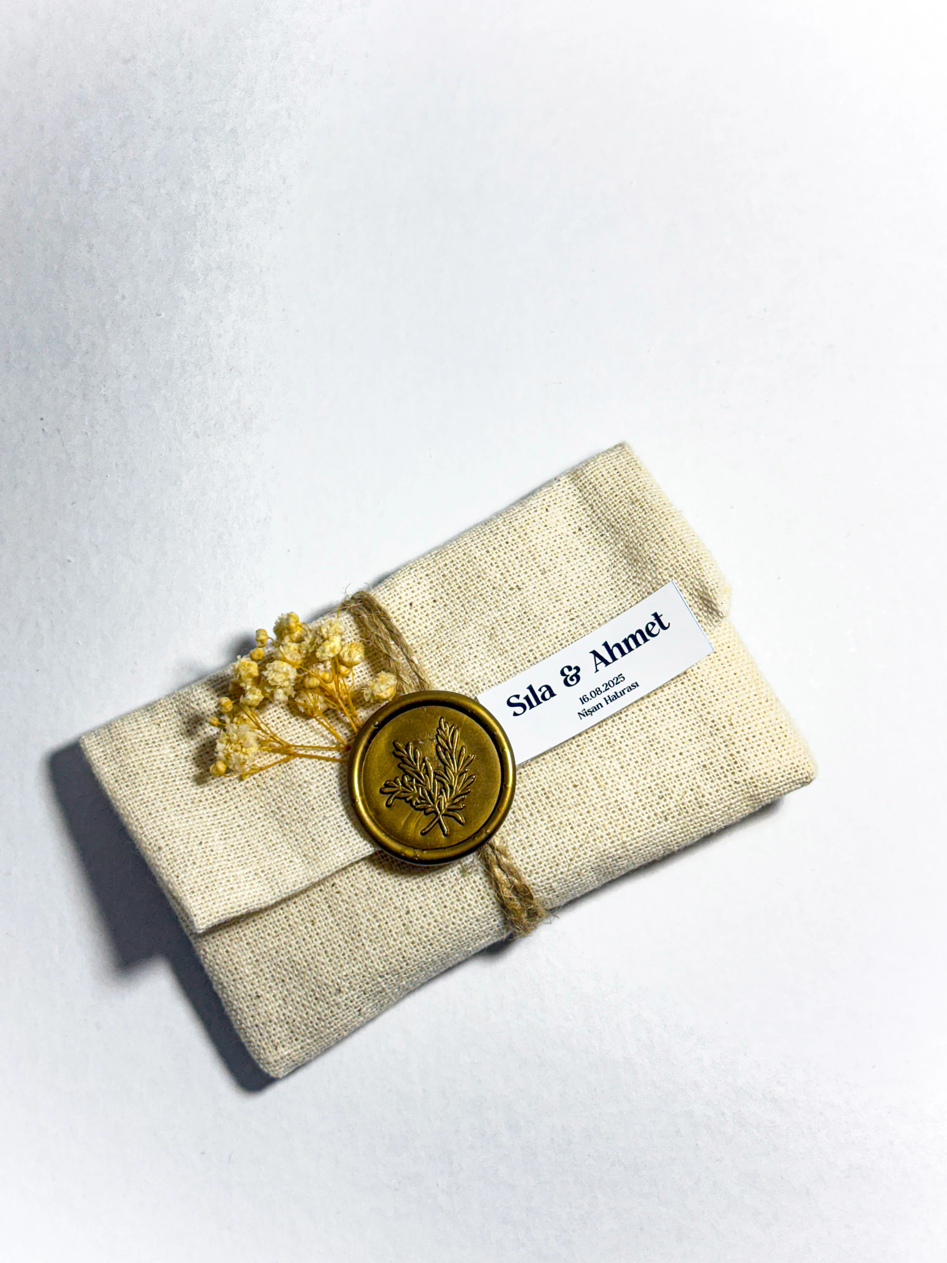 Mühür ve Çiçek Süslemeli Kesede Kokulu Sabun- 20 Adet - Doğum, Söz, Nişan, Düğün Hediyelikleri