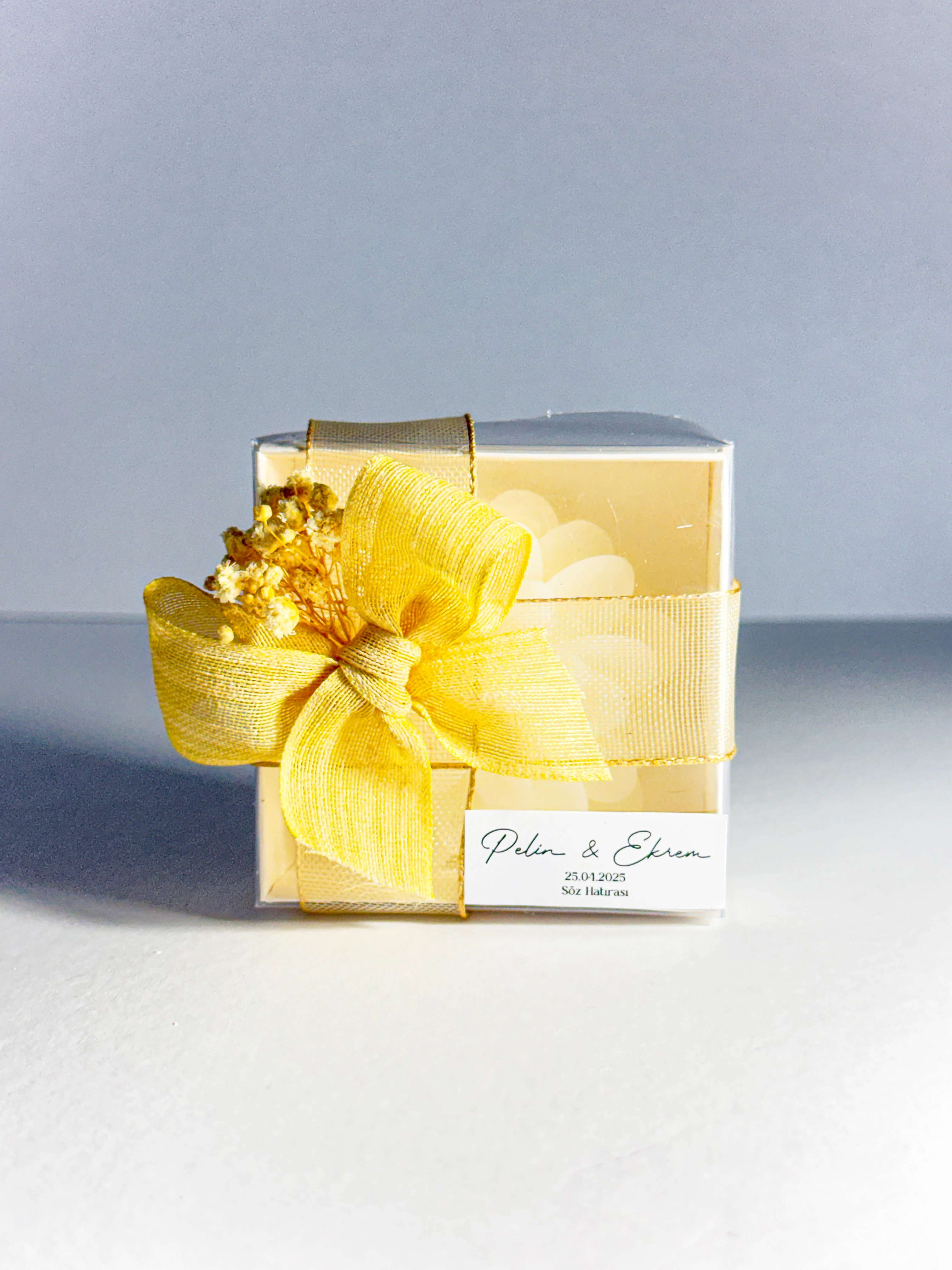 Gold Süslemeli Kutuda Lotus Mum - 20 Adet - Doğum, Söz, Nişan, Düğün Hediyelikleri