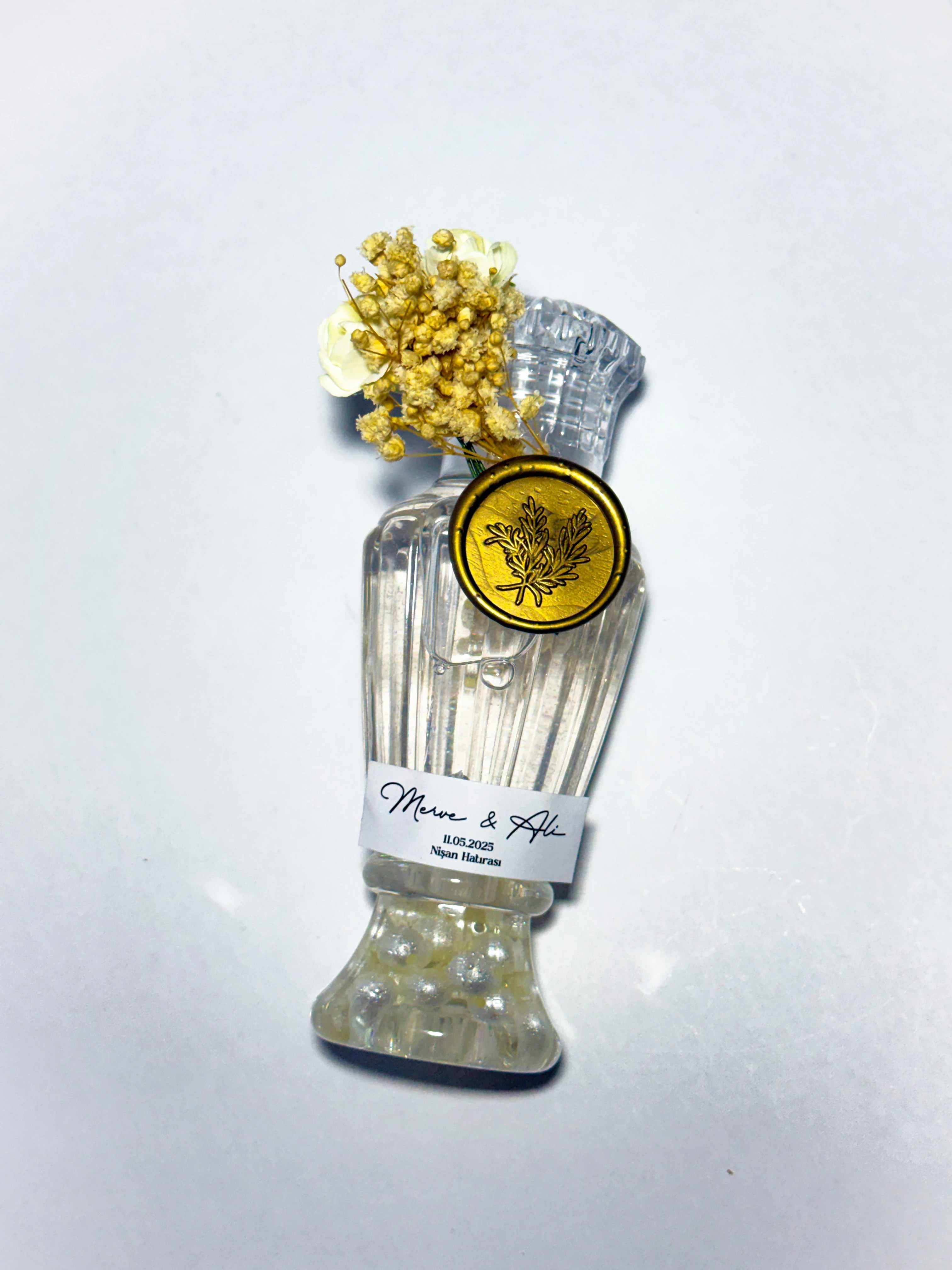 Büyük Plastik Şişede Dekoratif Kolonya - Mühür ve Beyaz Simli - 20 Adet - Düğün Hediyelikleri