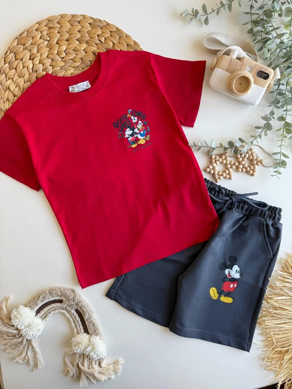 Mickey Mouse Kırmızı Takım