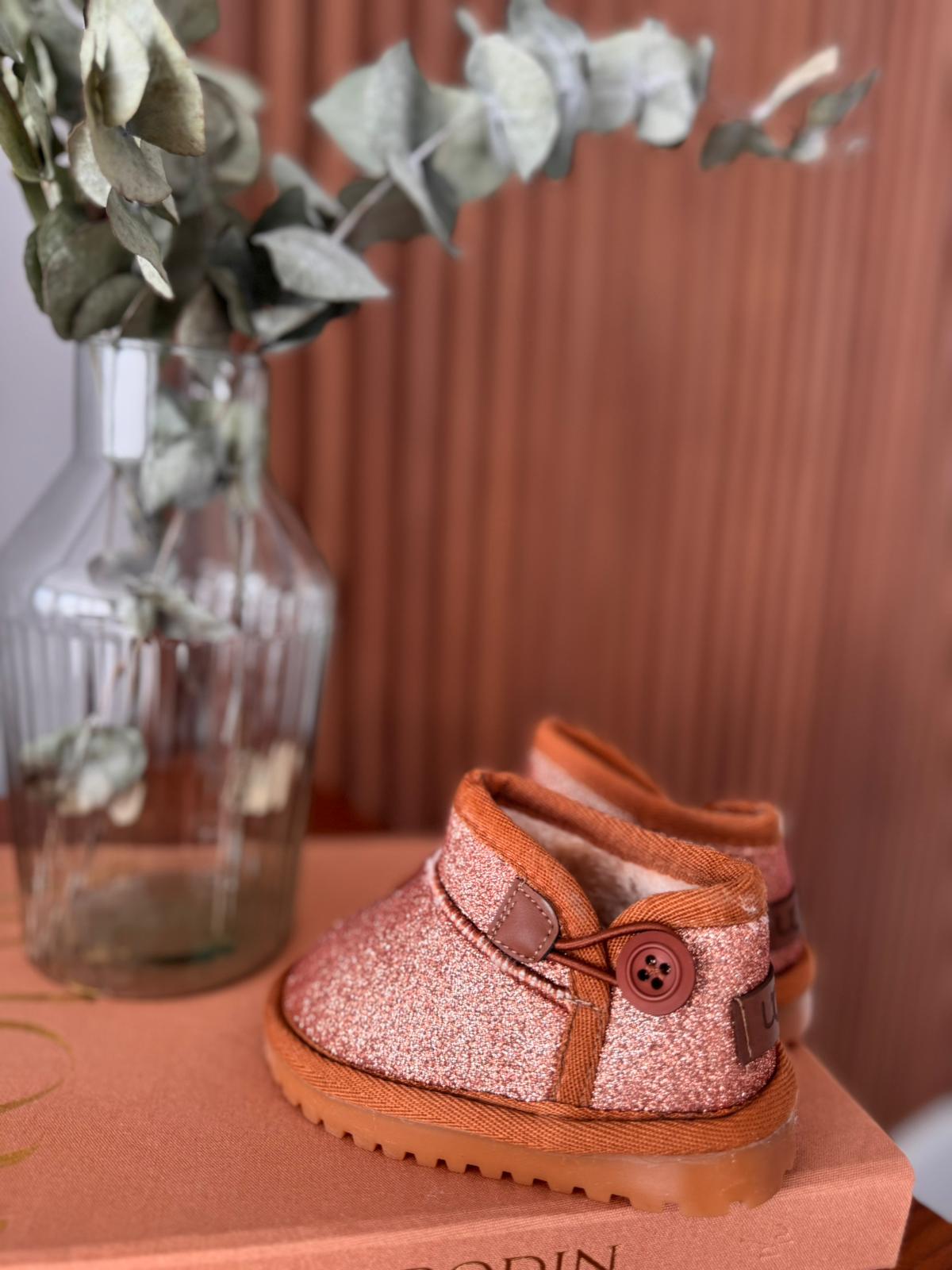 Taba Simli Düğmeli Ayakkabı