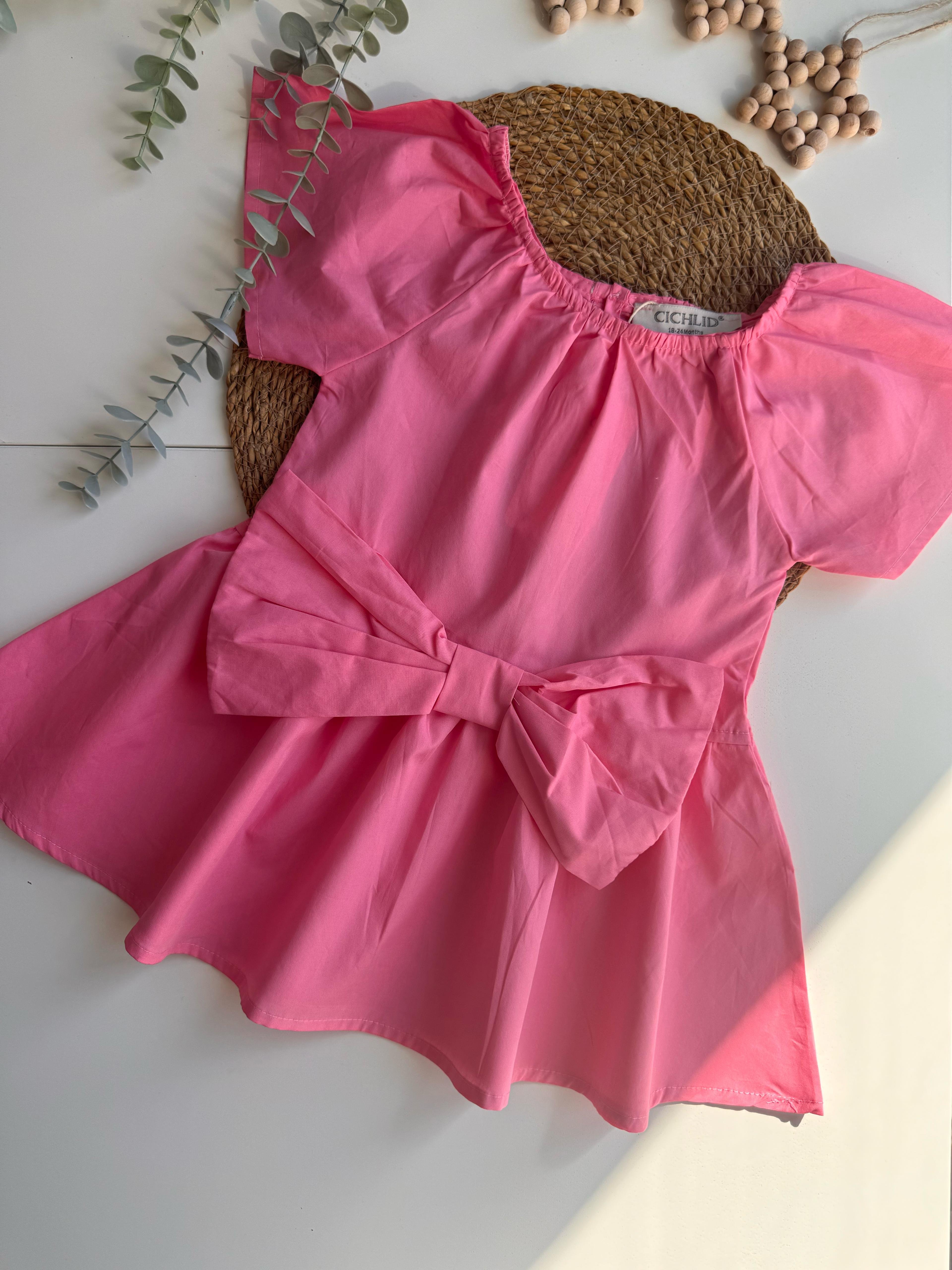 Pembe Fiyonk Detaylı Elbise 