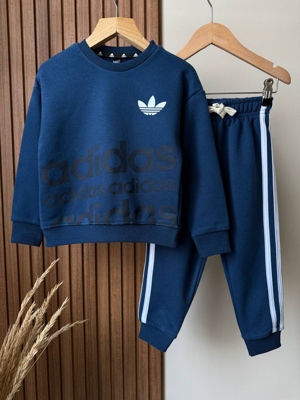 Şeritli Eşofman Takımı