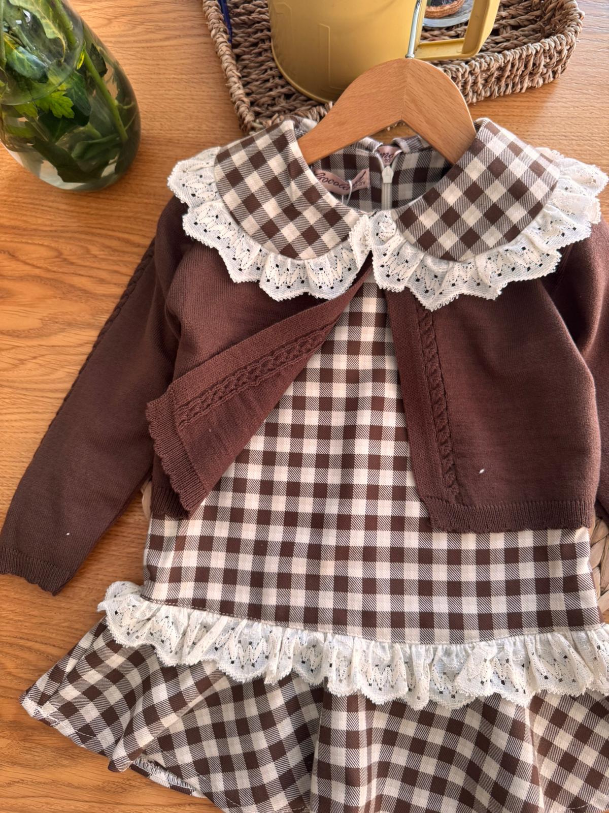 Kahverengi Hırkalı Elbise