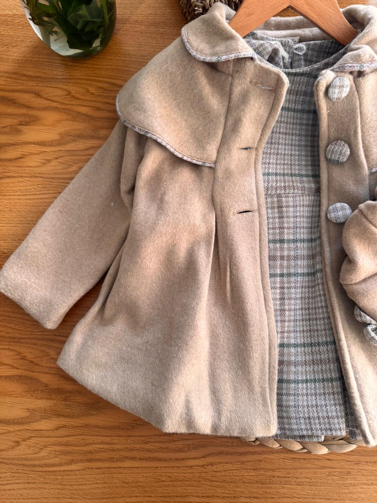 Kaşe Kabanlı Elbise