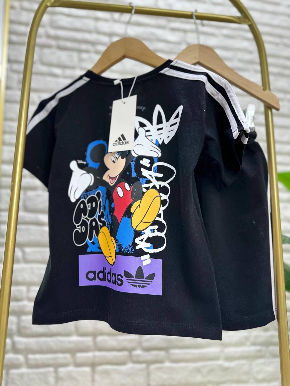 Mickey Mouse Marka Takım