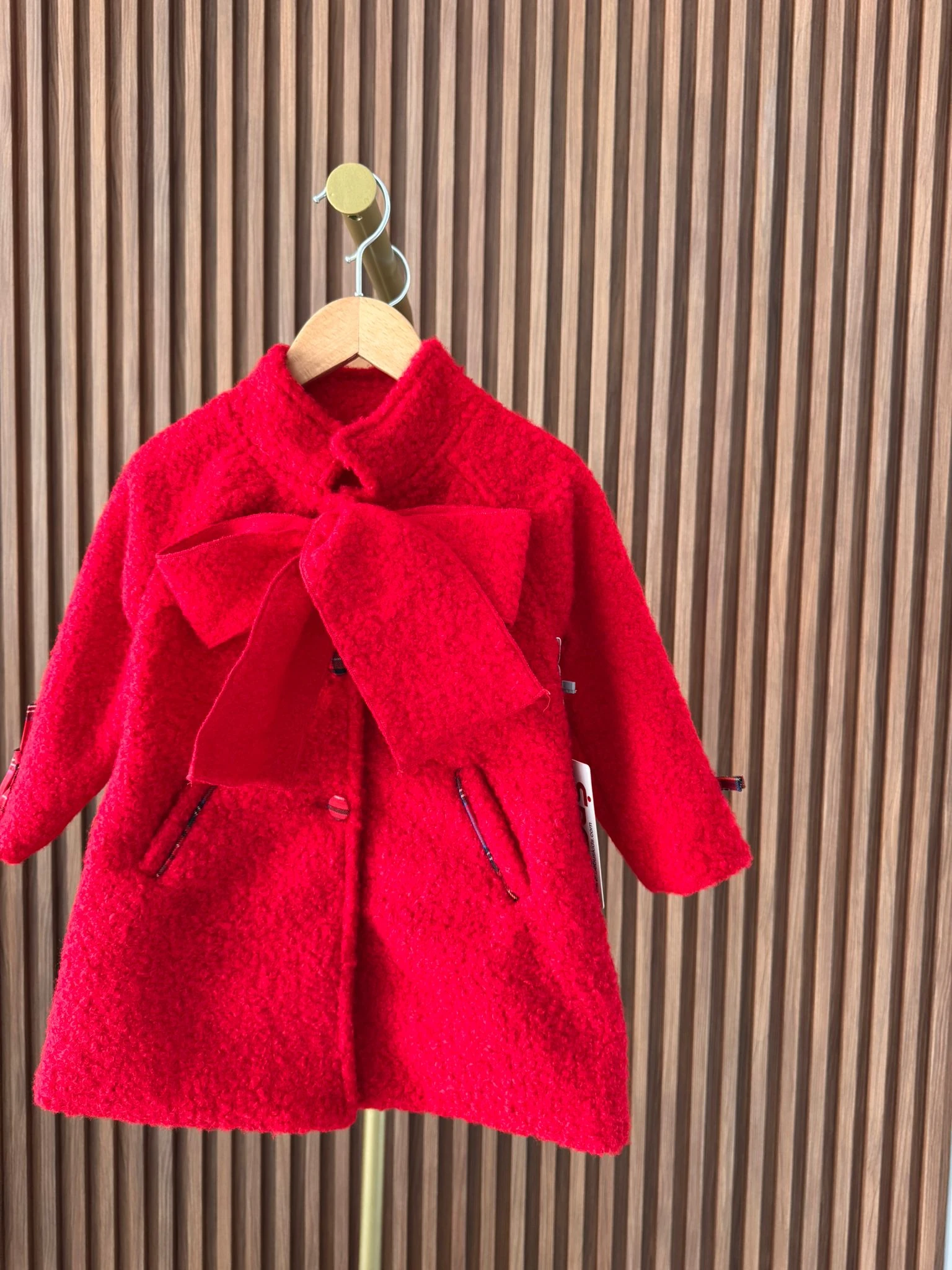 Fiyonk Detaylı Kabanlı Elbise 