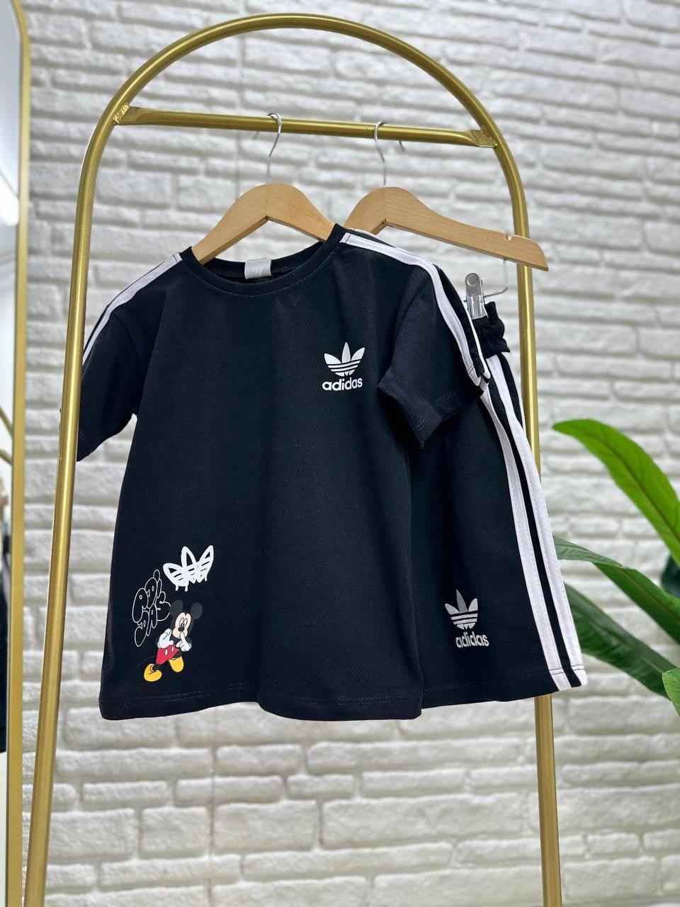 Mickey Mouse Marka Takım