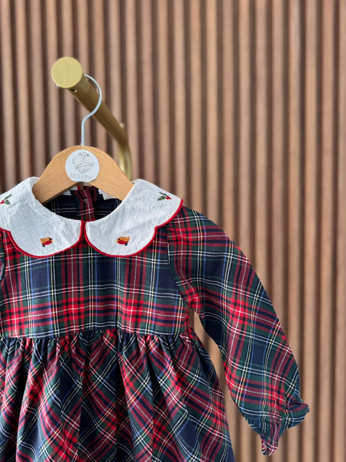 Yaka Detaylı Ekose Elbise 