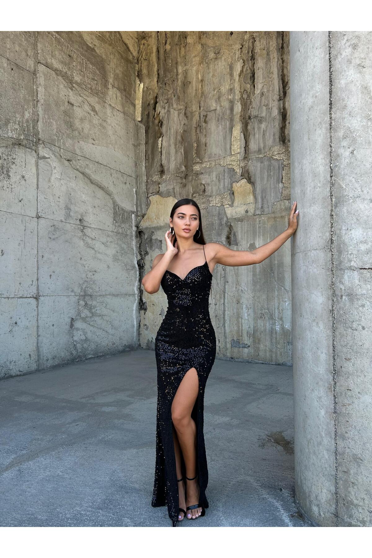 Trend Yırtmaçlı Kadife Pulpayet Elbise Siyah 583293