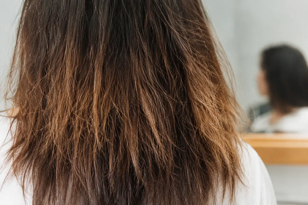 keratin, keratin bakım, yanan saç düzelir mi, yanmış saç, yıpranmış saç, yanan saç, kopan saç, kırık saç, yanmış saç görüntüsü, yanan saça ne iyi gelir, yanan saça ne yapılır, saçım yandı ne yapmalıyım, evde yanan saça ne yapılır, yanan saça bakım, evde keratin bakımı, yanan saça mucize, yanan saça çözüm, yanan saça çare, boyadan yanan saç, oryalden yanan saç, açıcıdan yanan saç, yanmış saç nasıl olur, yanmış saç nasıl anlaşılır, yanan saçın belirtileri nelerdir,