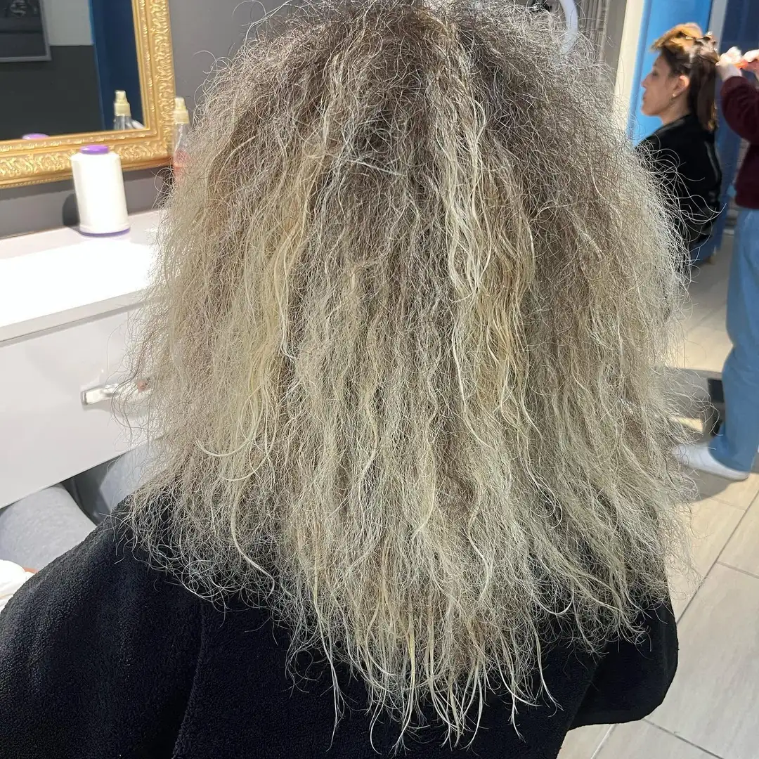 Yanmış Saç Nasıl Onarılır, keratin, keratin nedir, keratin bakım, yanmış saç, yanan saç, yanan saç nedir, yanan saça bakım, yanmış saça bakım, yıpranan saç, yanmış saç nasıl onarılır, yıpranmış saç nasıl onarılır yanan saç onarımı, yıpranmış saça bakım, evde yanan saça bakım, yanan saç bakımı, yanan saç düzelir mi, açıcıdan yanmış saç, oryalden yanmış saç, fönden yanmış saç, ısıdan yanmış saç, düzleştiriciden yanmış saç, ombreden yanmış saç, yanan saç görüntüsü, yıpranmış saça ne yapılır, yanan saça mucize, en iyi yanan saça bakım, yanan saça tedavi, yanan saça ne yapılmalı, yanan saça çözüm, kopan saça ne iyi gelir, lastik gibi uzayan saç, saç esnemesi, esneyen saç, tiftikleşen saç, hamur saç, süpürge teli gibi saç, sünger saç,&nbsp;